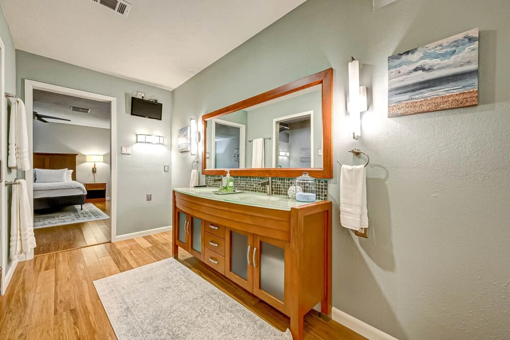 The Hideaway in El Lago, Home Gym, Rain Shower, King Bd, Sleeps 8, Space Center