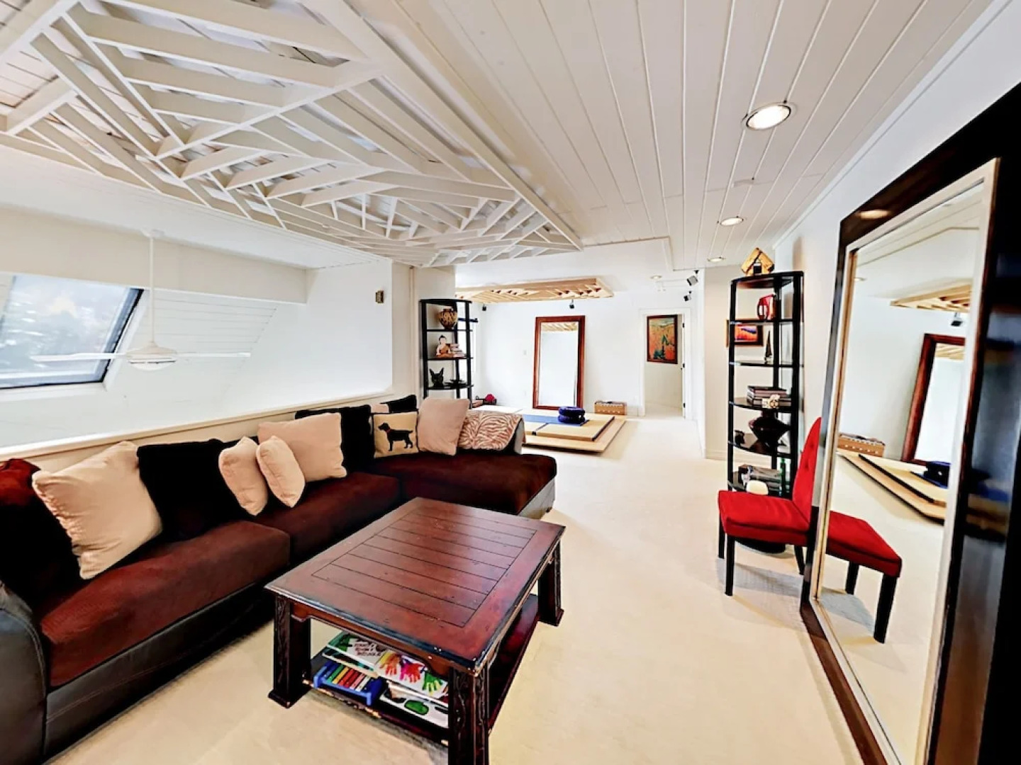 Grand 5,000 Square Foot 4br Mountain 4 Bedroom Home