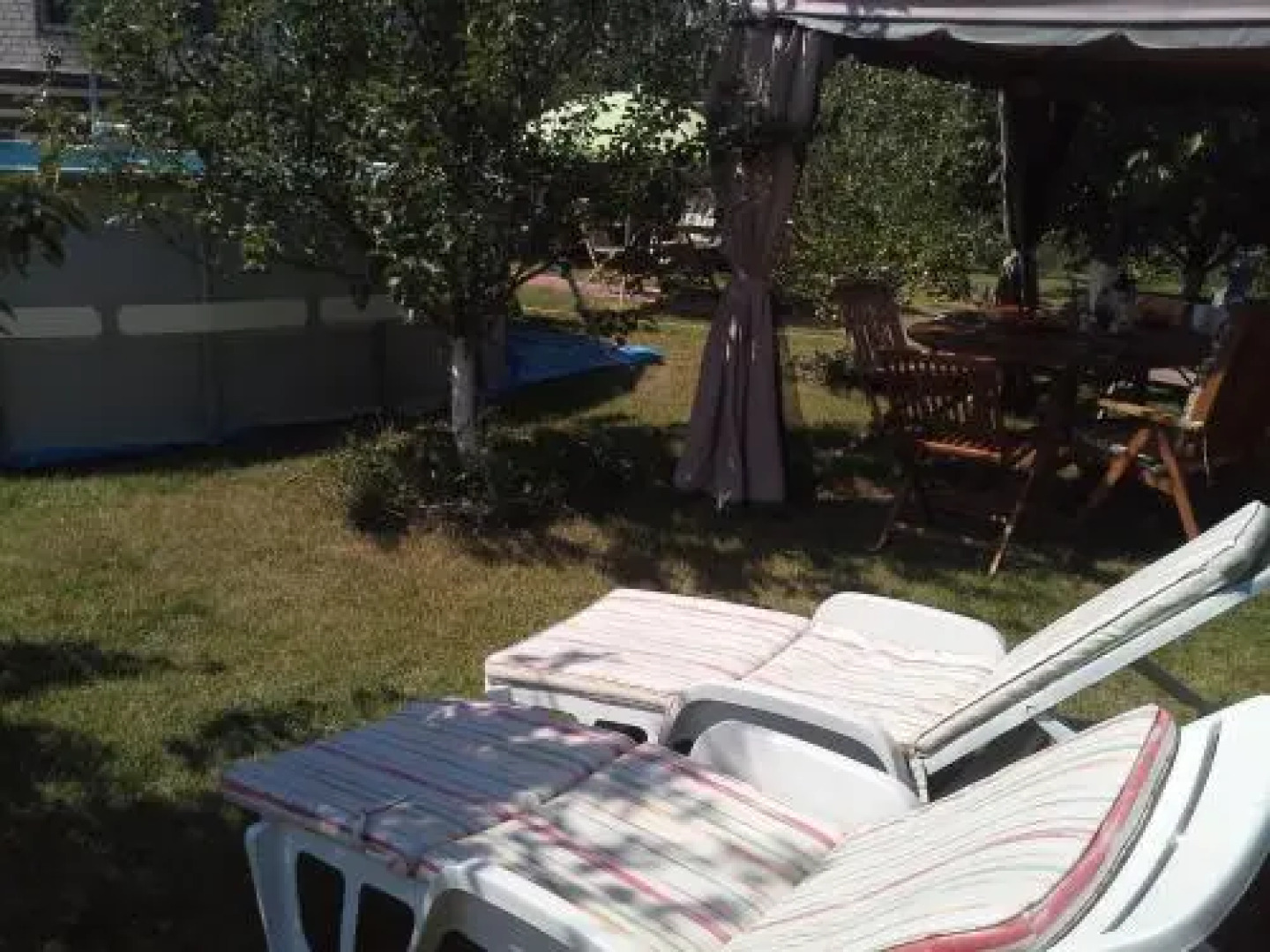 Guest House v Petrovskom