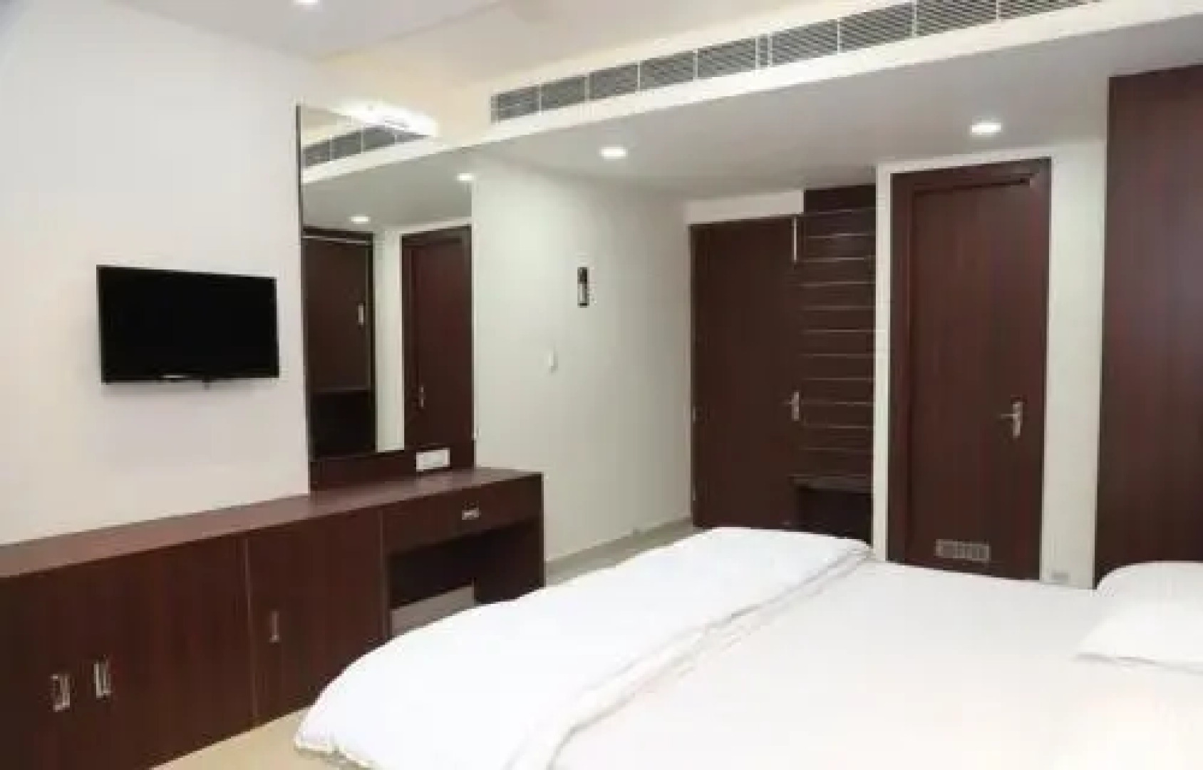 Rutbah Hotel And Restaurant