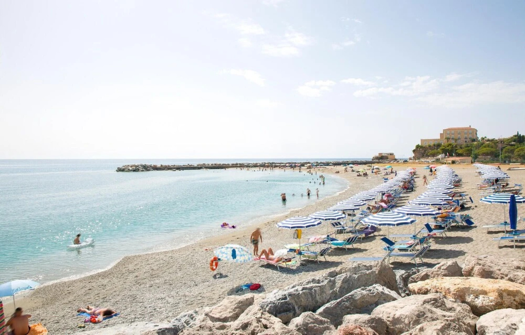 Stunning Home in Cittadella del Capo With 4 Bedrooms, Private Swimming Pool and Outdoor Swimming Pool