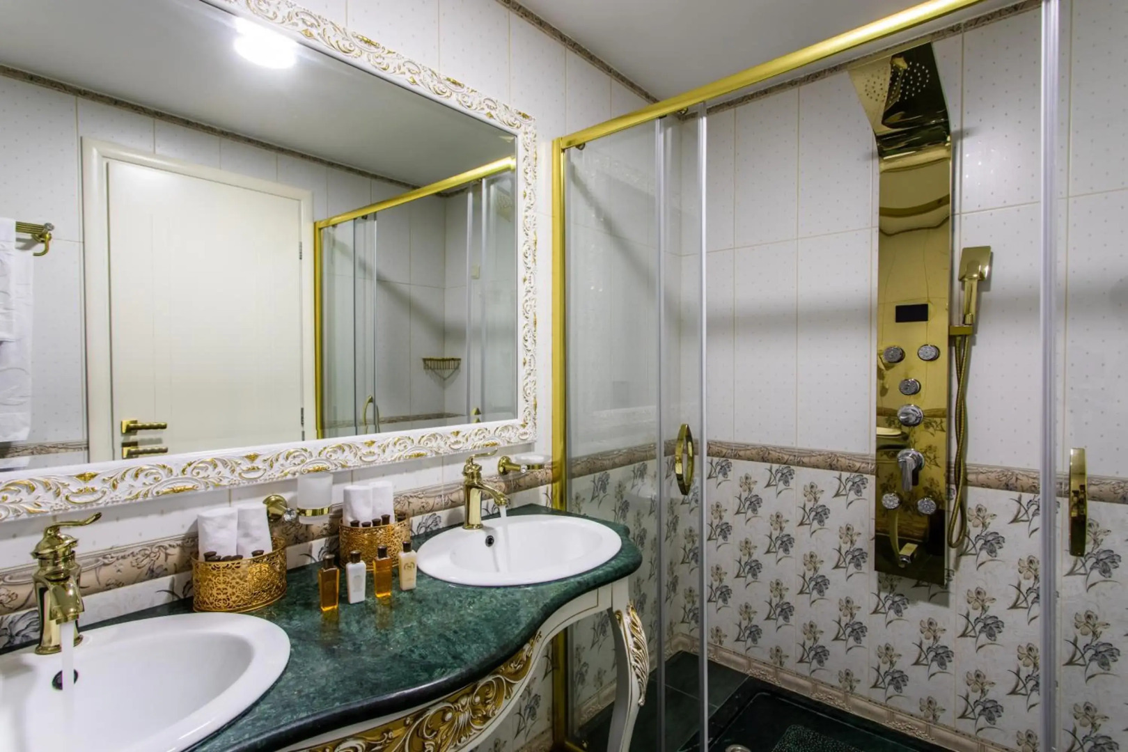 Wellness Santa Hotel - Adults Only