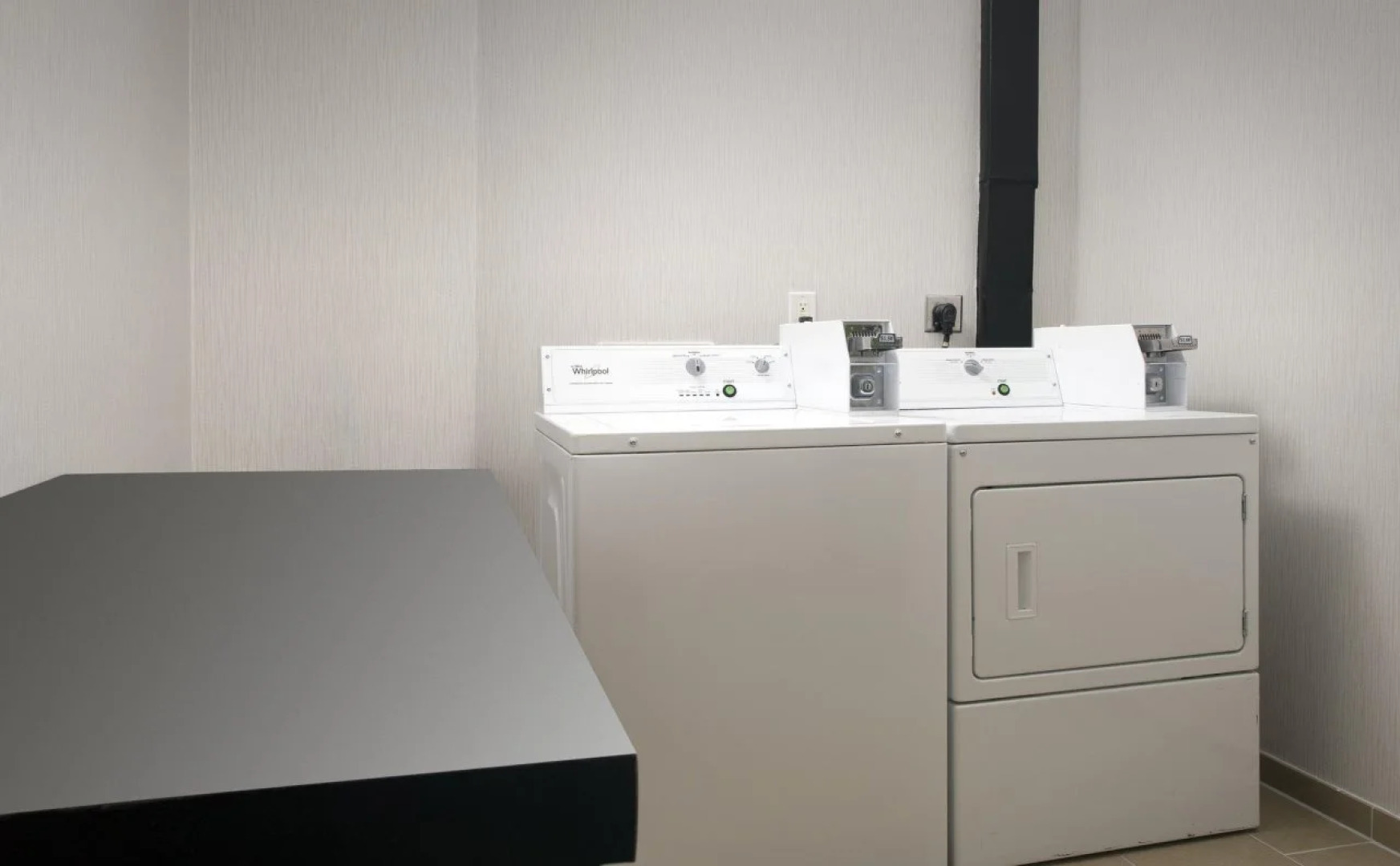 Holiday Inn Express & Suites San Antonio-Dtwn Market Area by IHG