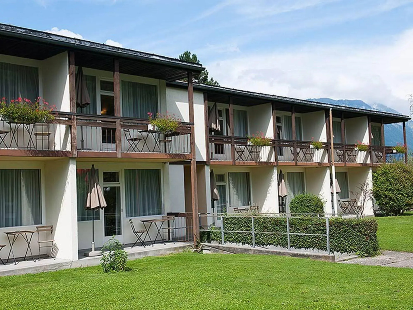 Jungfrau Hotel Annex Alpine Inn