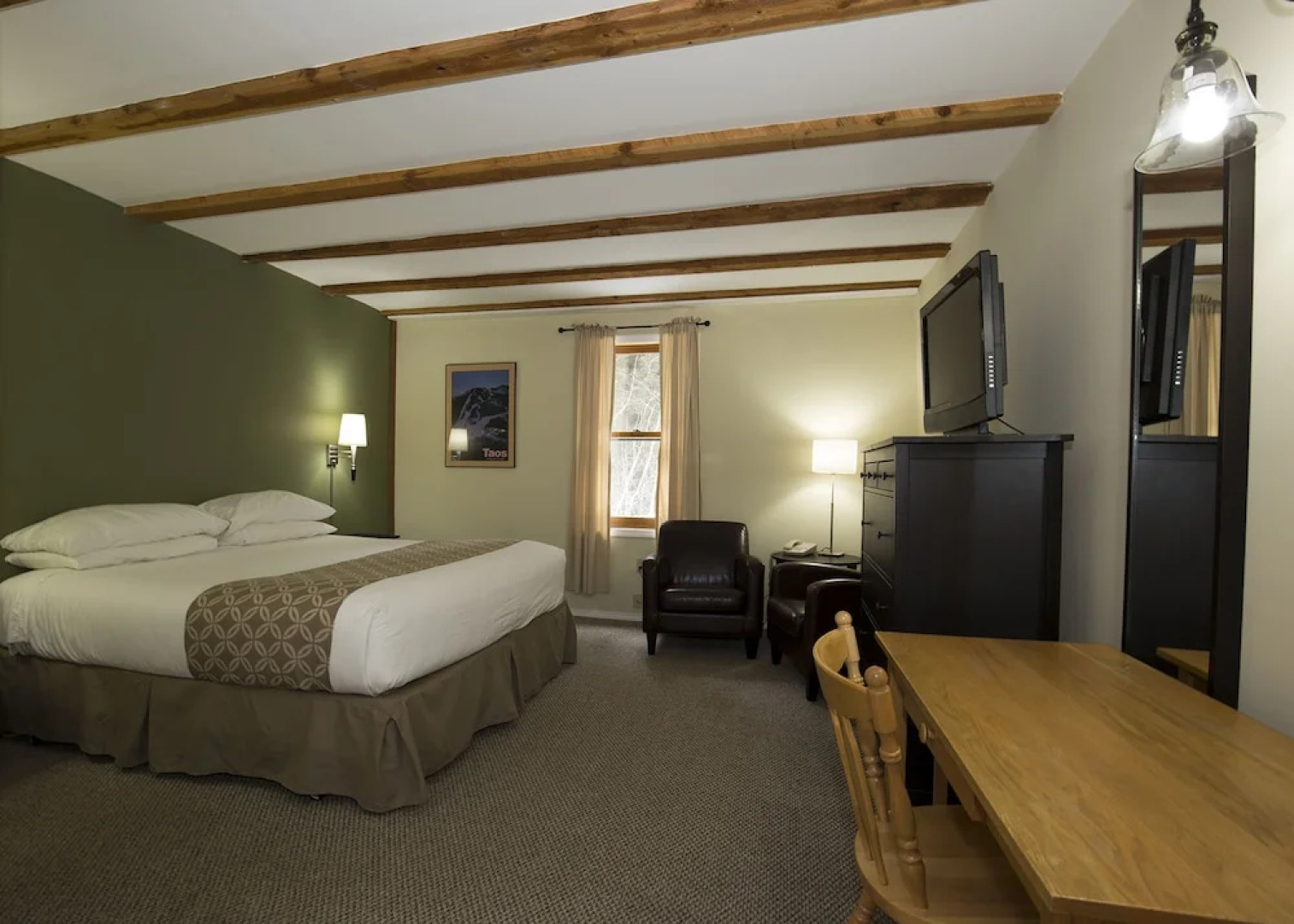 Columbine Inn at Taos Ski Valley