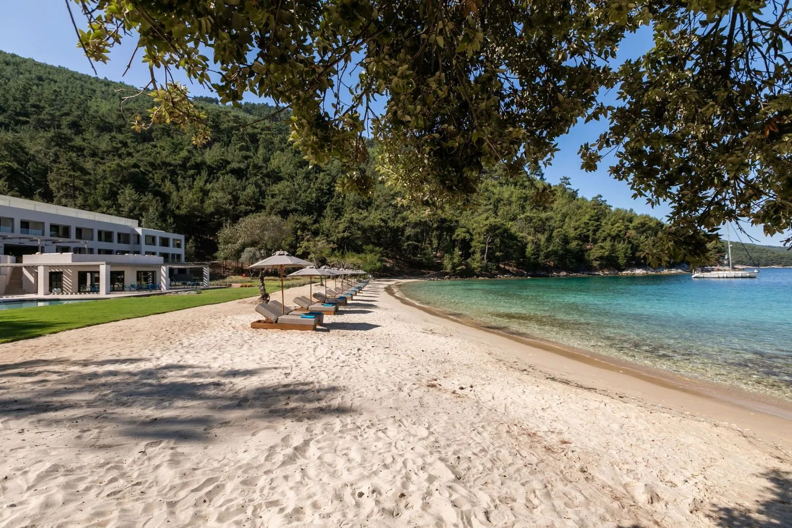 Vathi Cove Luxury Resort & Spa