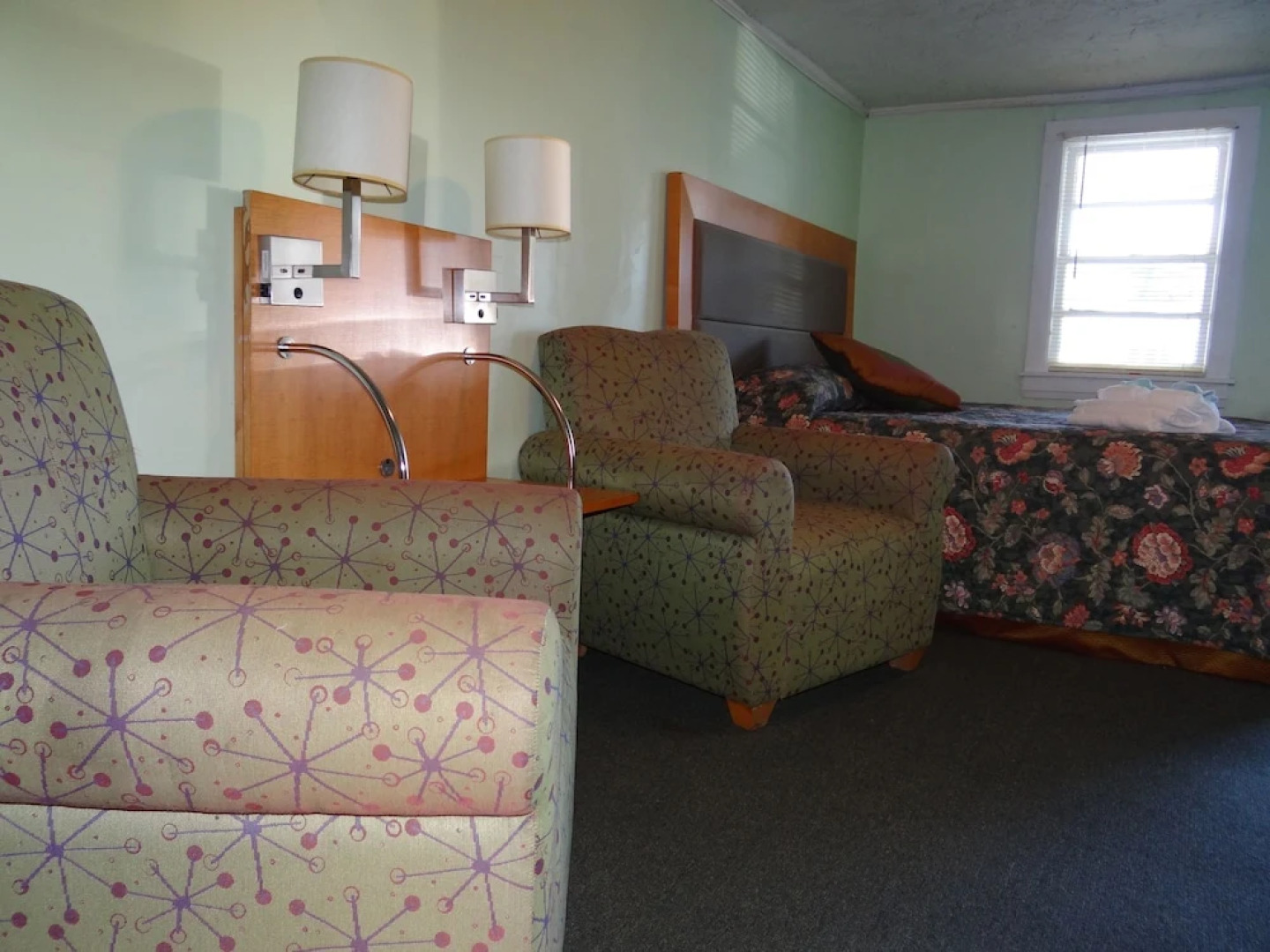 Jonathan Edwards Motel