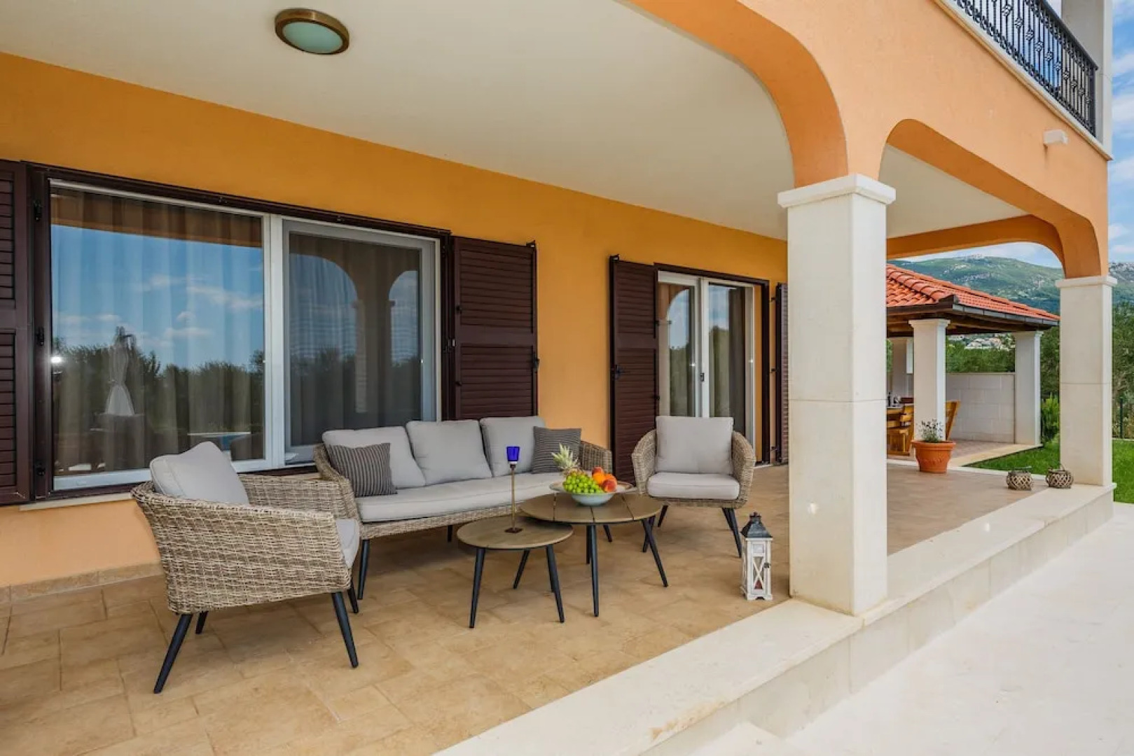 Luxury Secluded Villa w. Pool, Jacuzzi and Garden