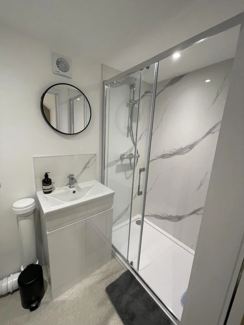 The Lodge Hideaway - Studio Style, Simple Luxury