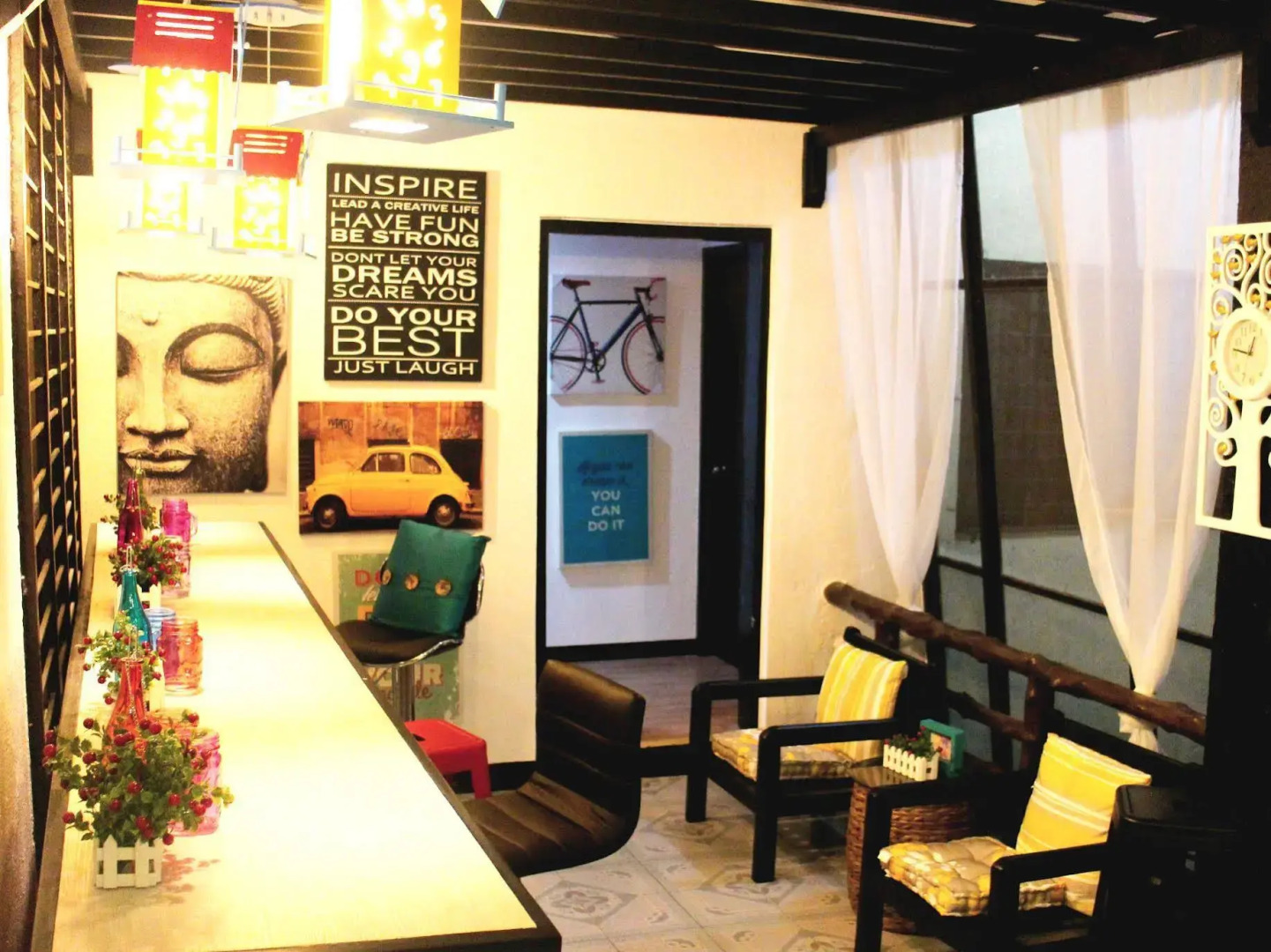 Mountain Breeze Hostel Tagaytay Center