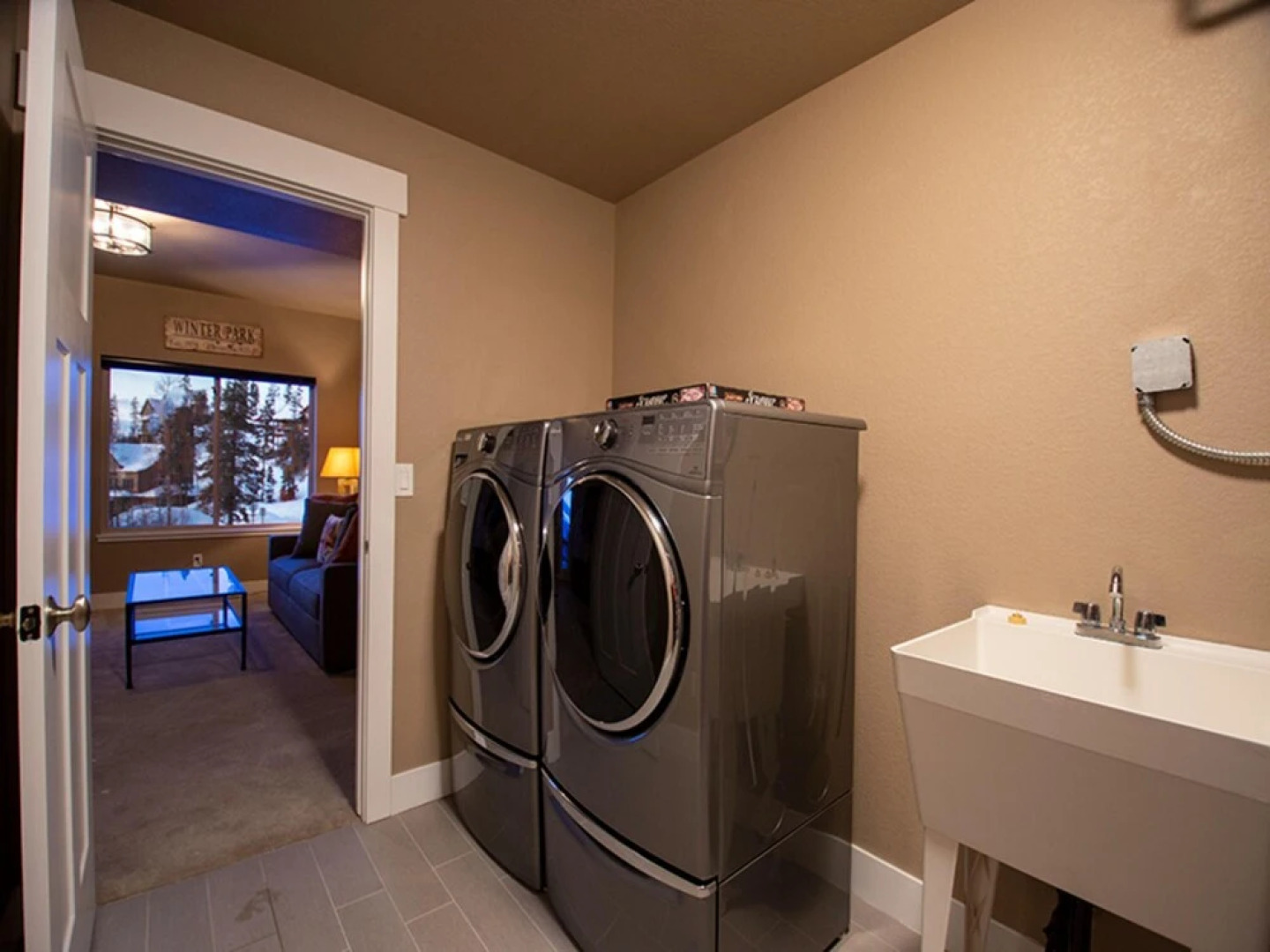 Rendezvous 47 Lookout Point