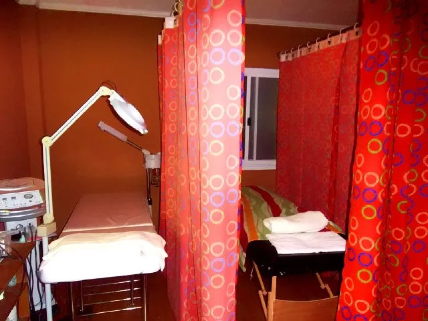 Advianne's Cafe, Hotel, and Restaurant