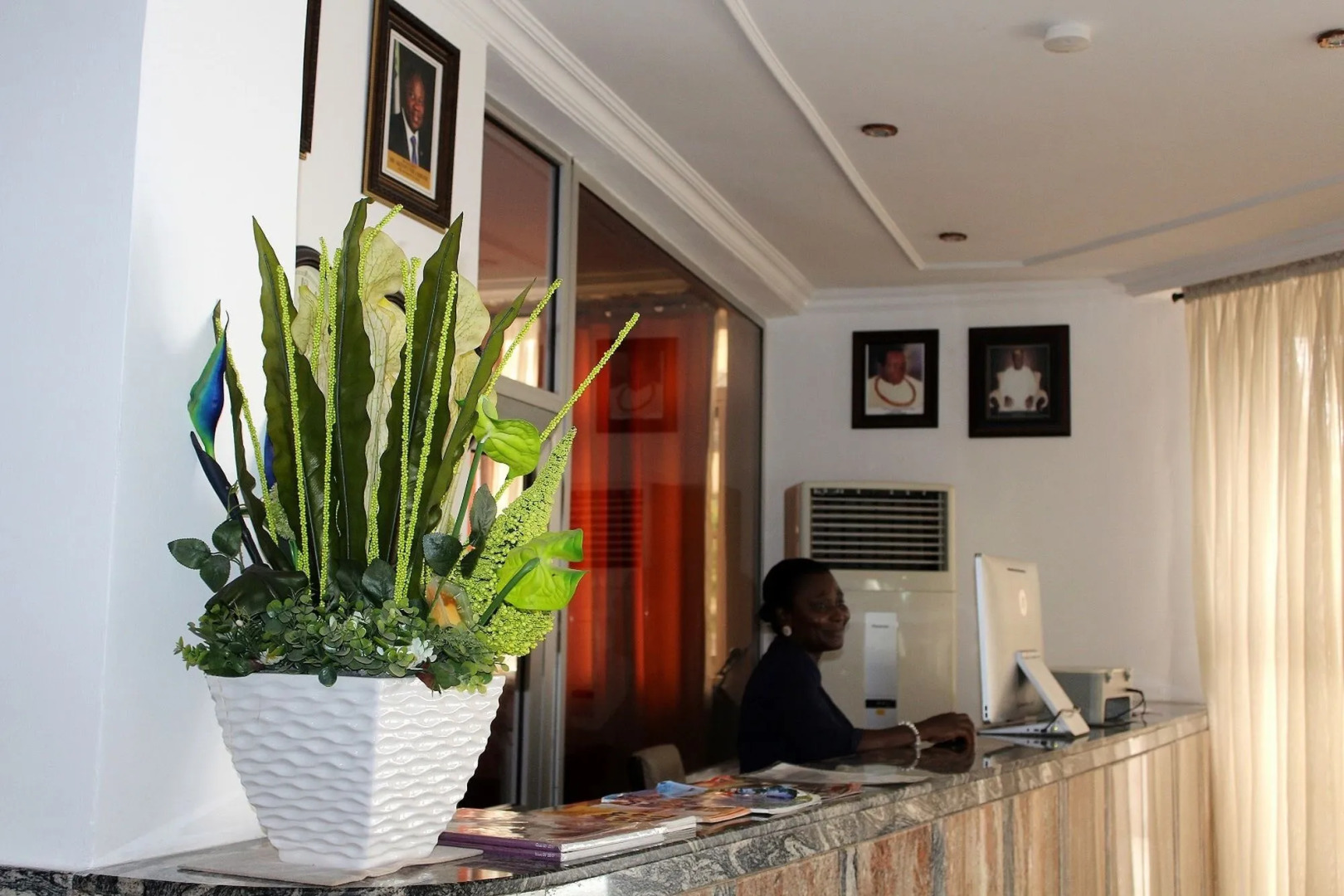 Springpark Yaad Hotel