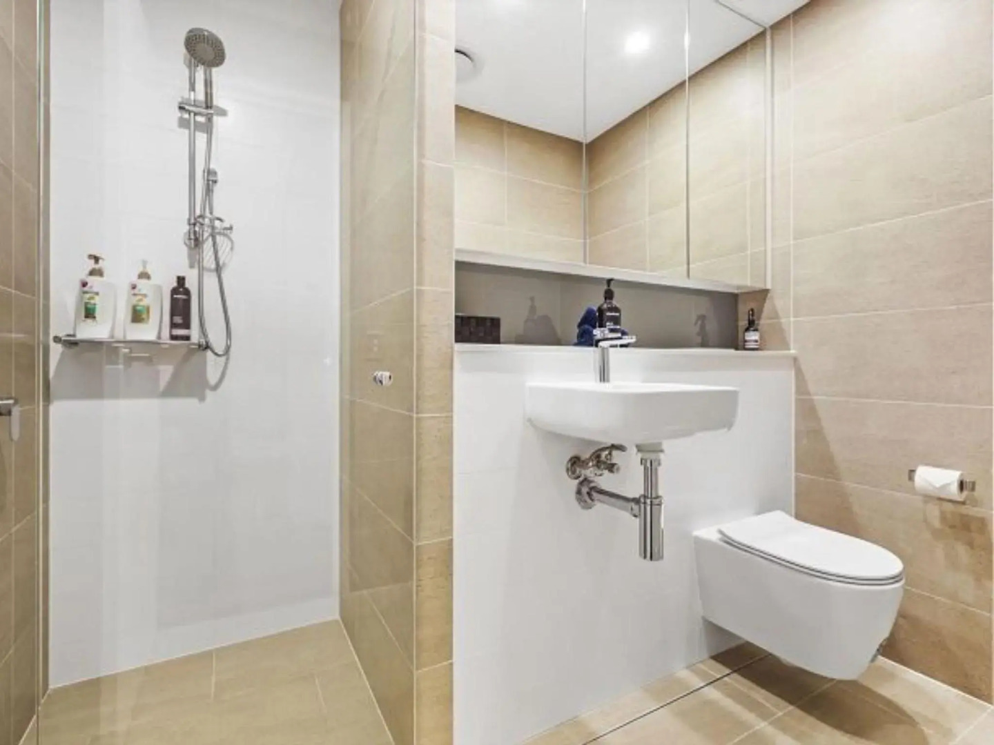 Beachfront Luxury On Huskisson Beach 1 Minute to Everywhere