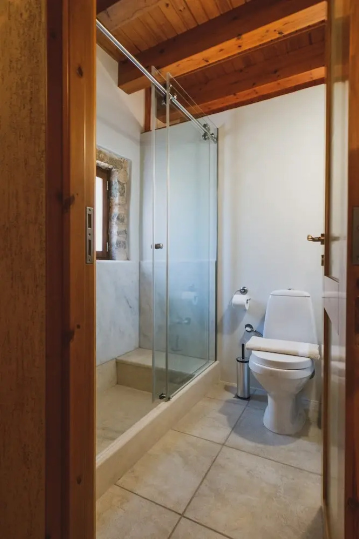 Villa Kalogra - Natural Habitat w. Views