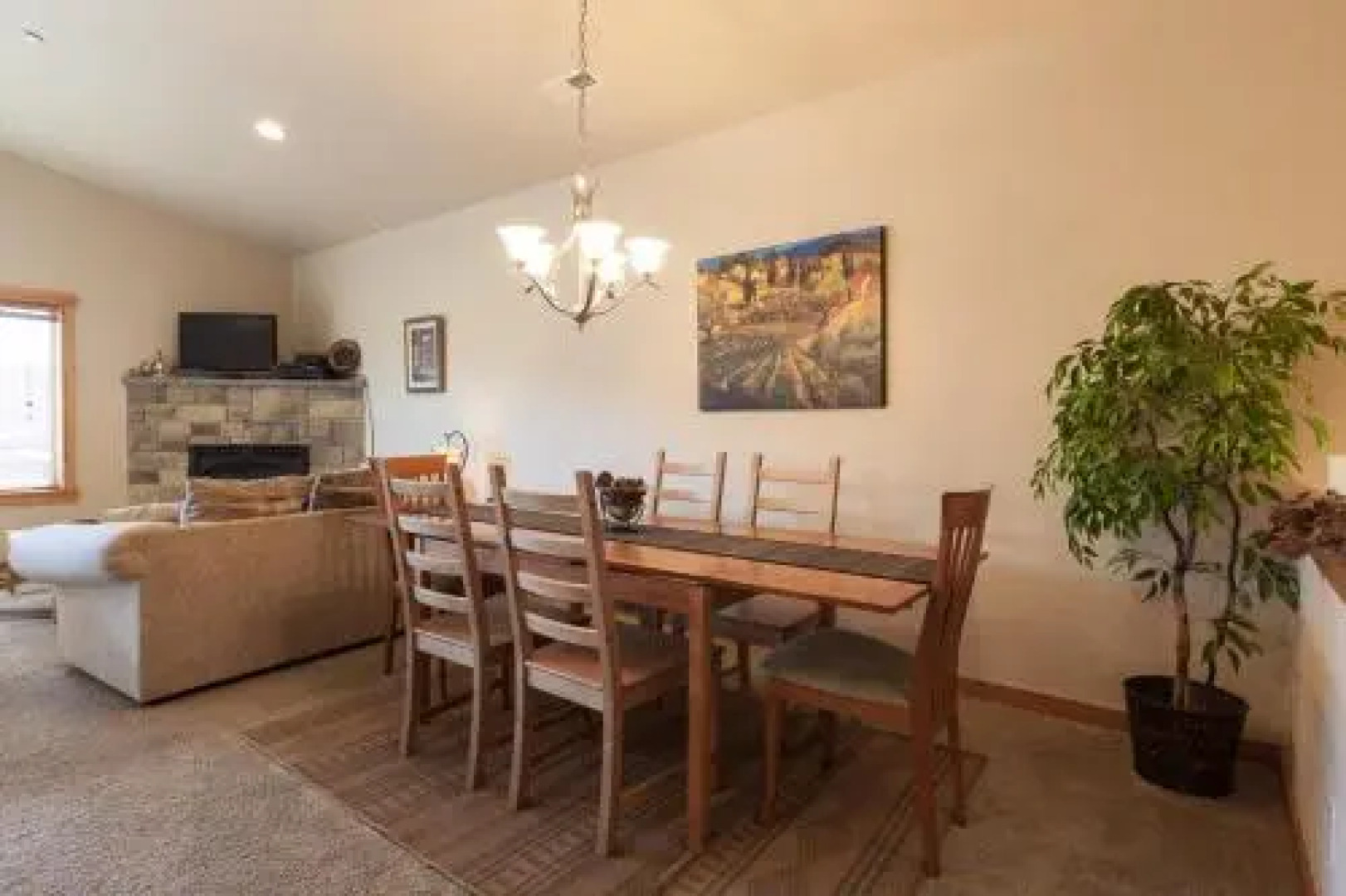 River Scene-River Vw-Ac-3br/3ba