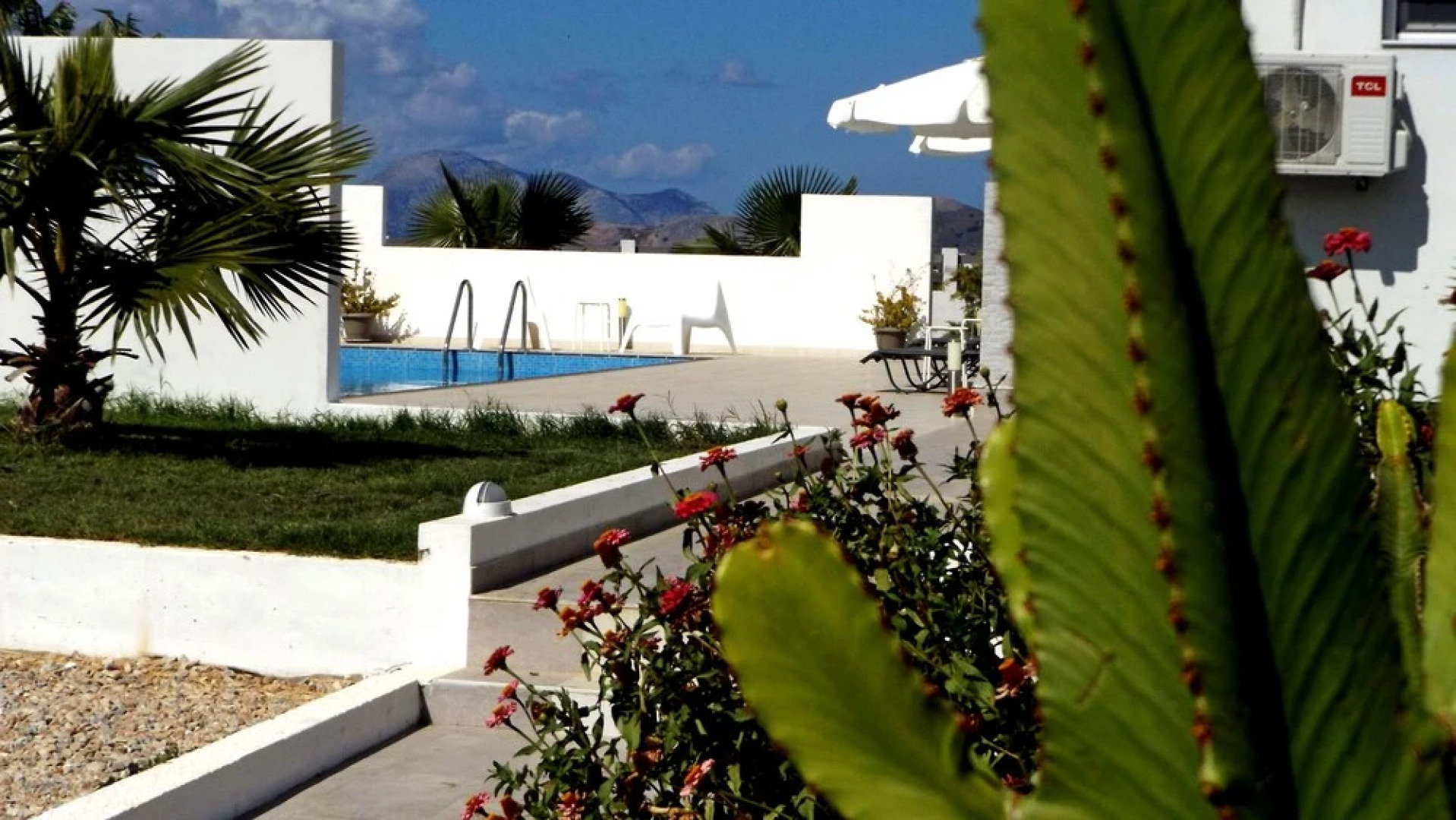 Xenos Villa 4 - Luxury Villa With Private Swimming Pool Near The Sea