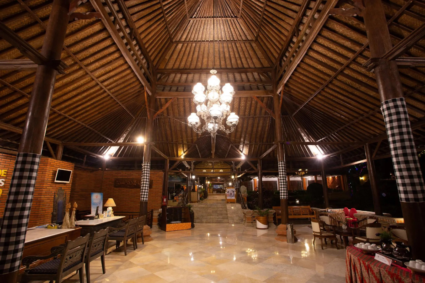 Royal Hotel and Villa Trawas