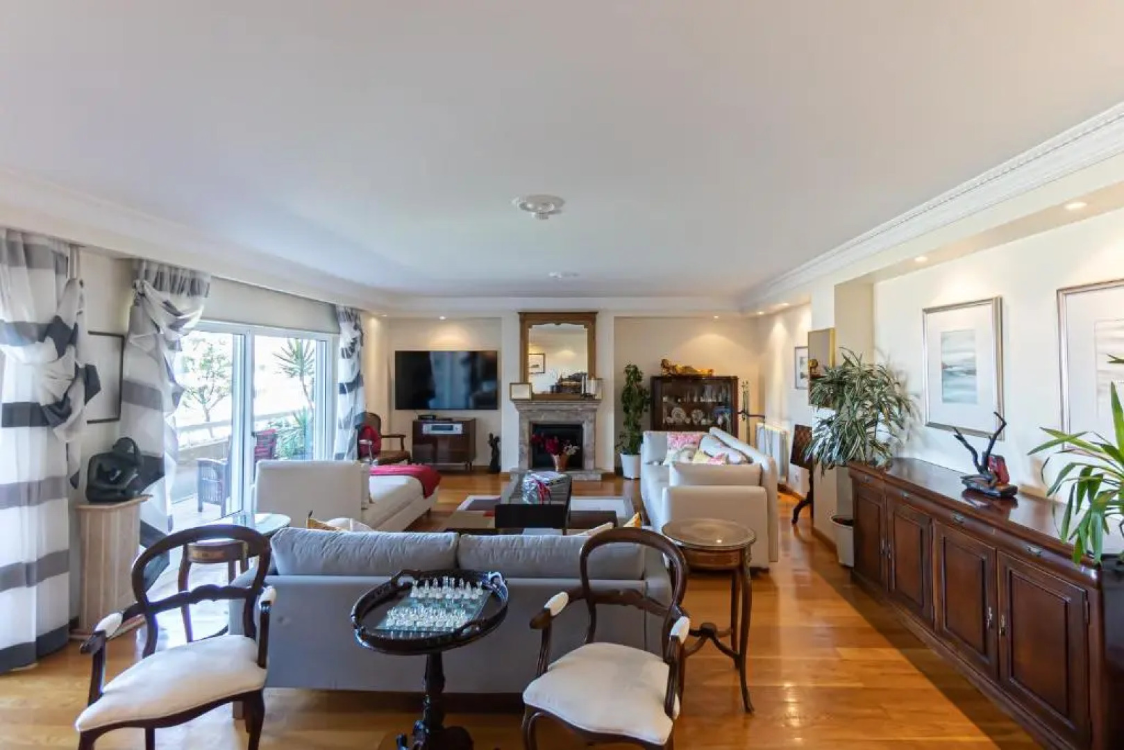 Exclusive Luxury4you – Beachfront Boutique Penthouse Apt!