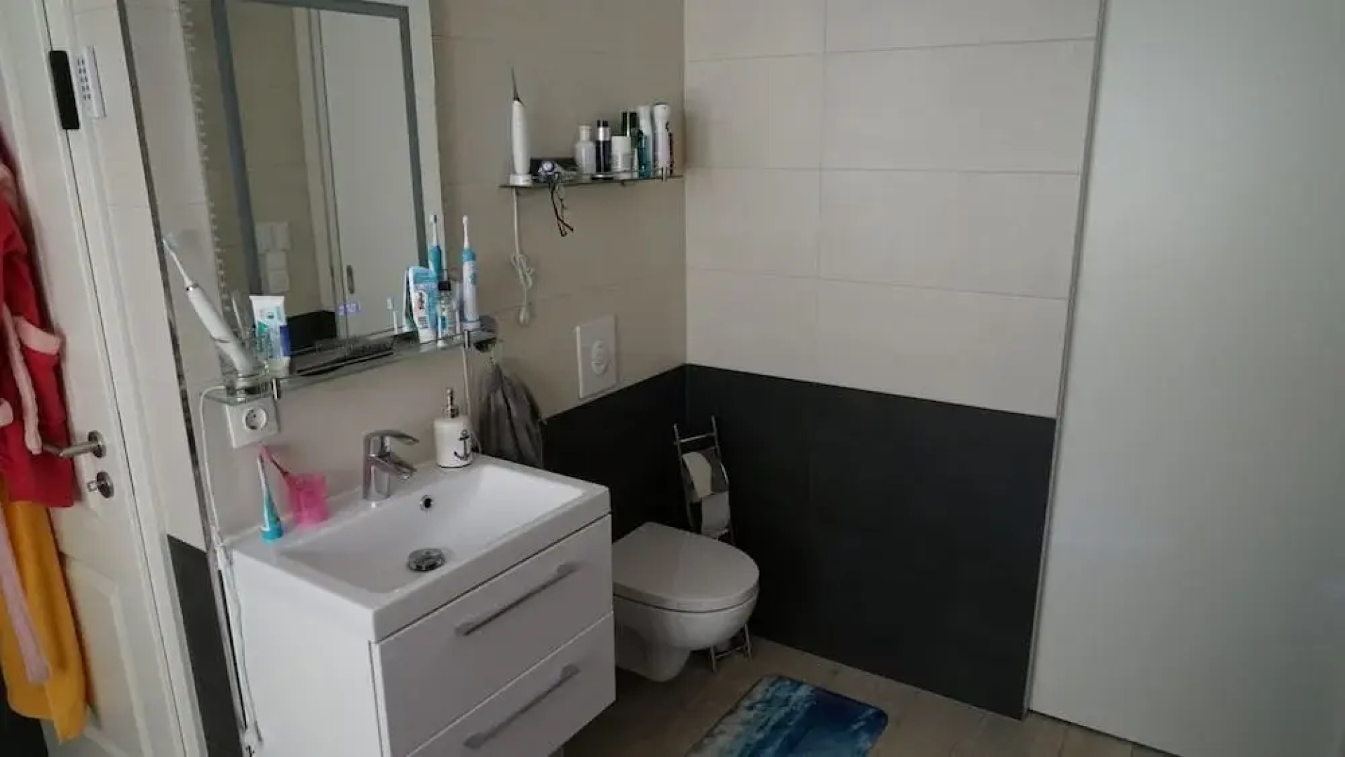 Schwimmendes Ferienhaus Robby II