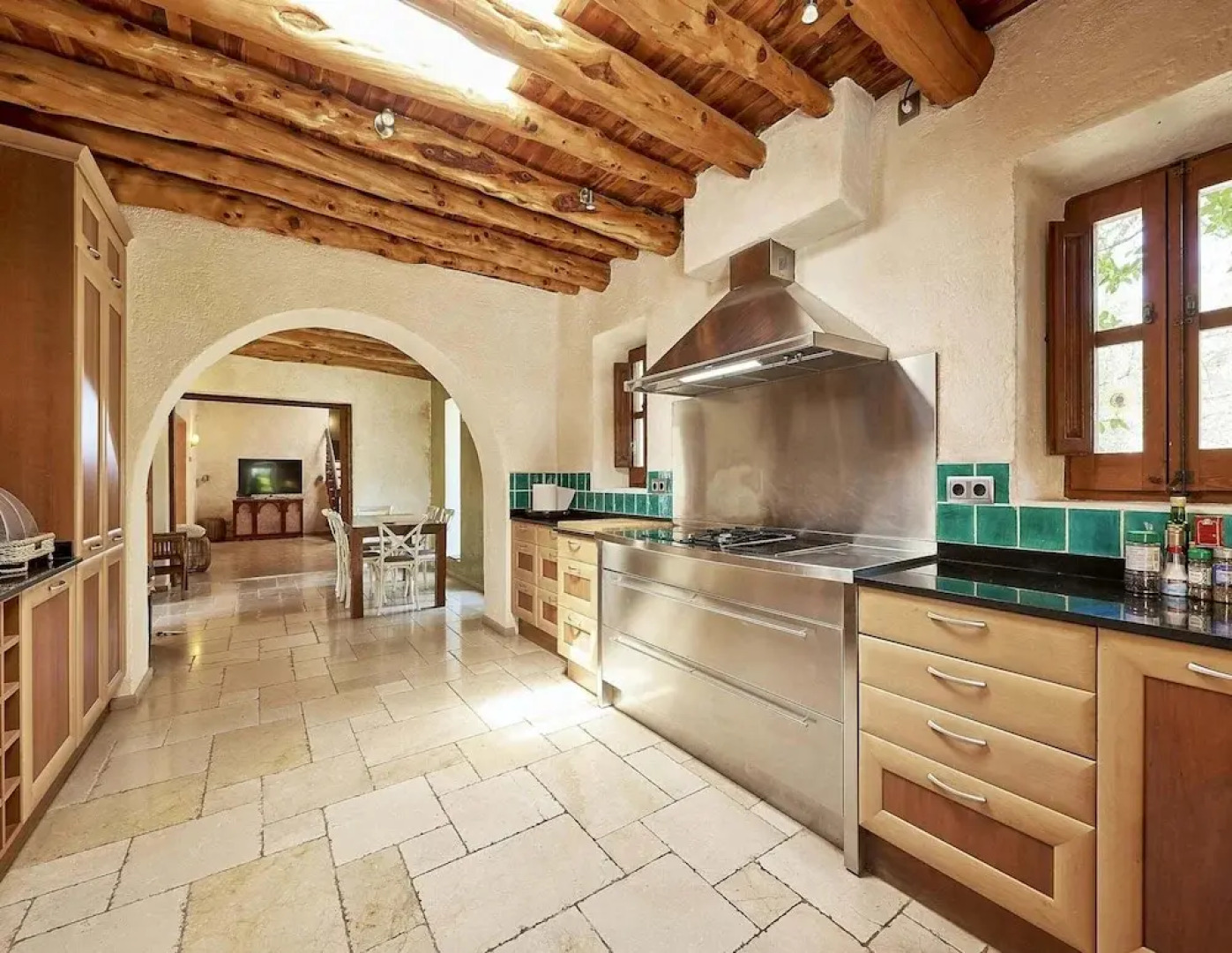 Amazing Villa With Swimming Pool