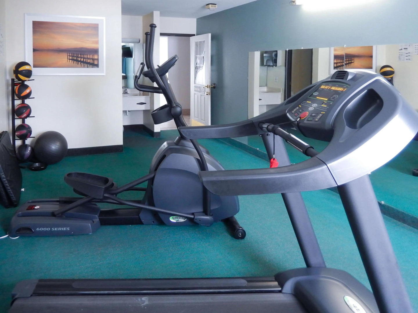 Motel 6 McGraw, NY - Cortland