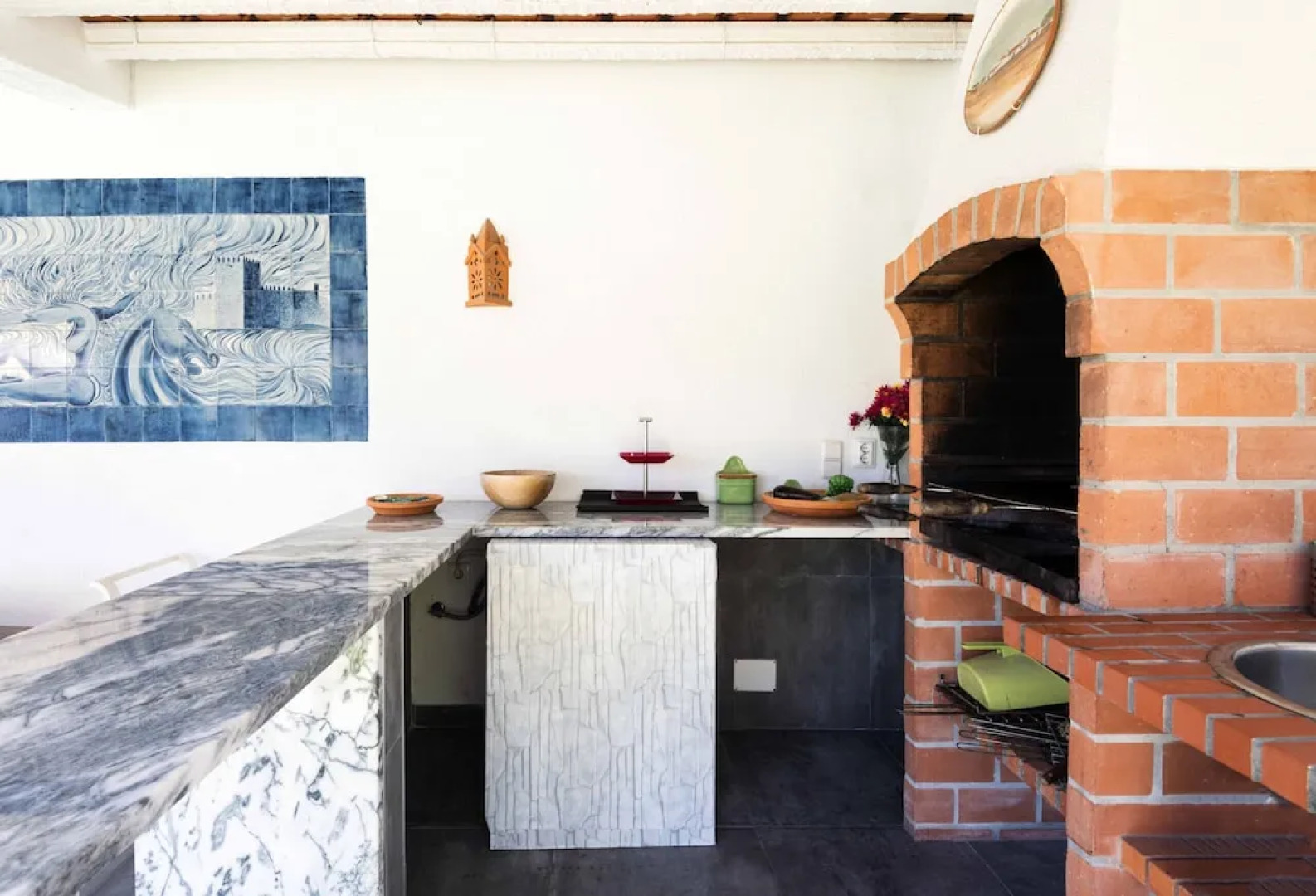 Sesimbra Stylish Villa by Homing