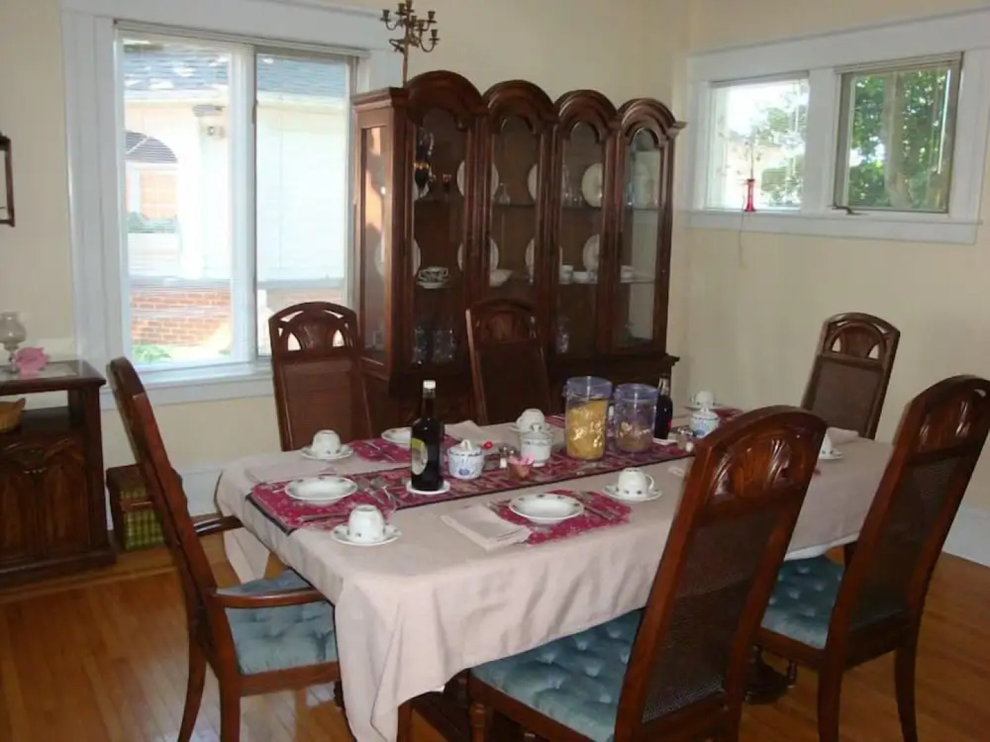 Downtown Bed And Breakfast