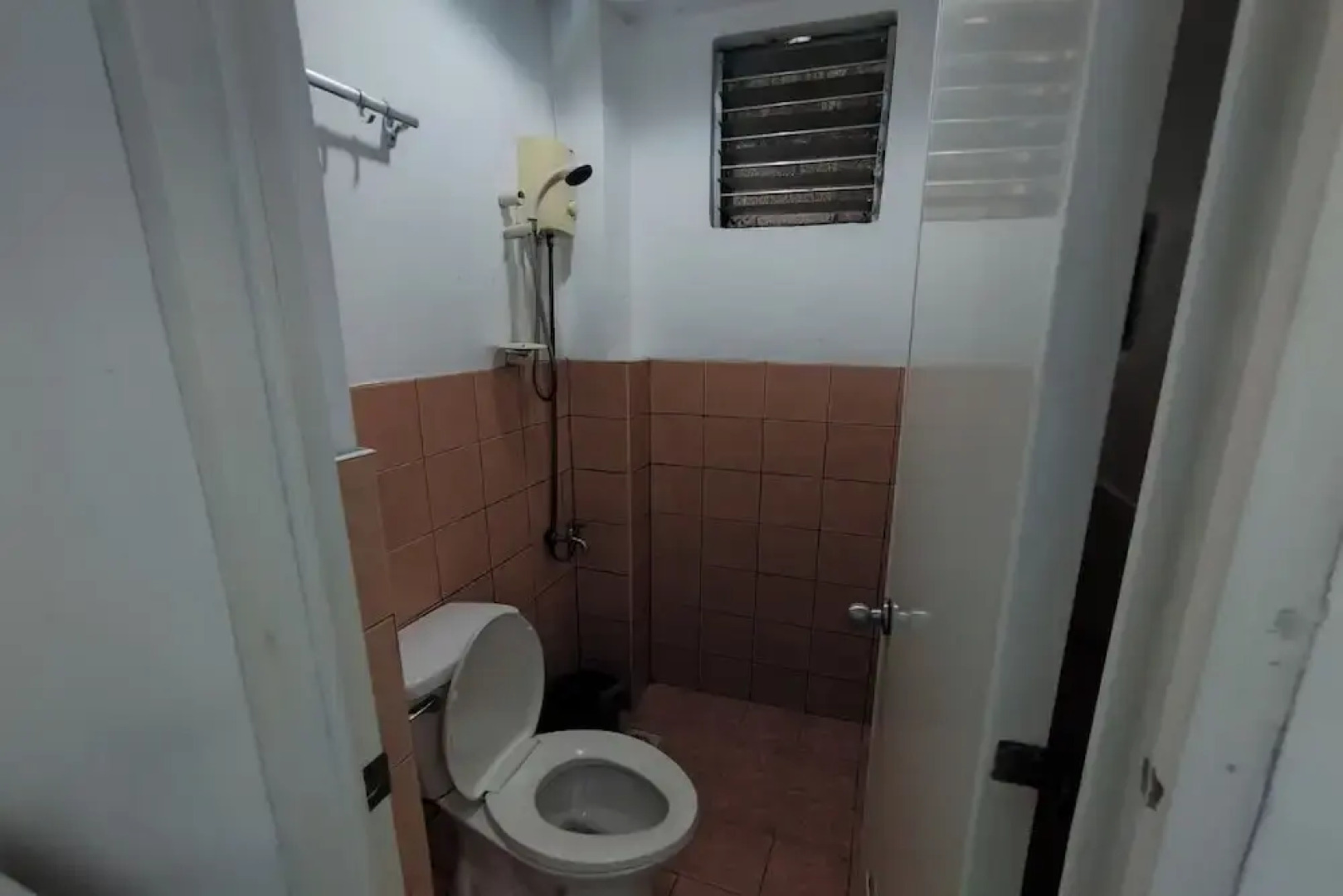 Green Ridge Apartelle