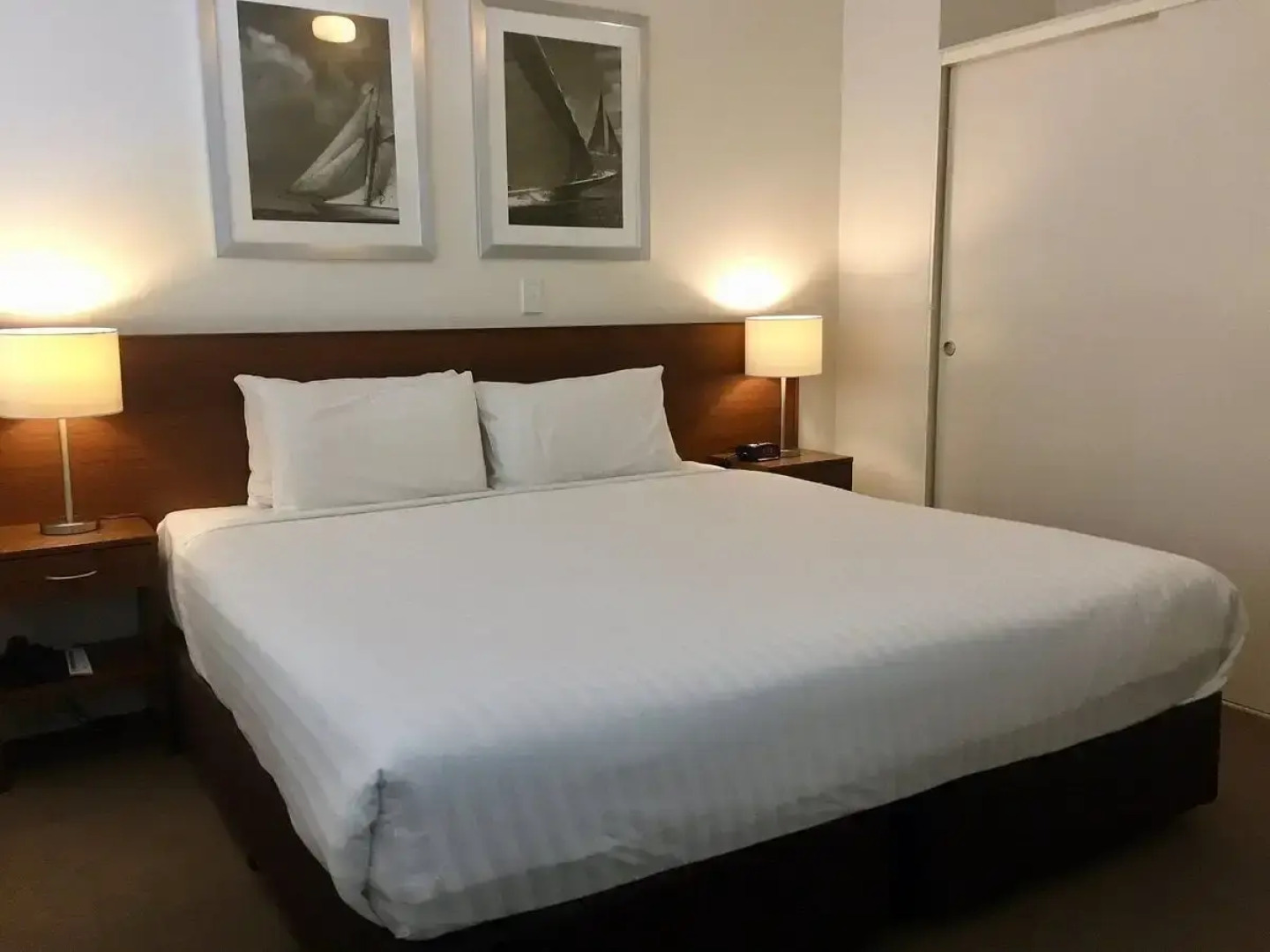 Somerset on The Pier Hobart