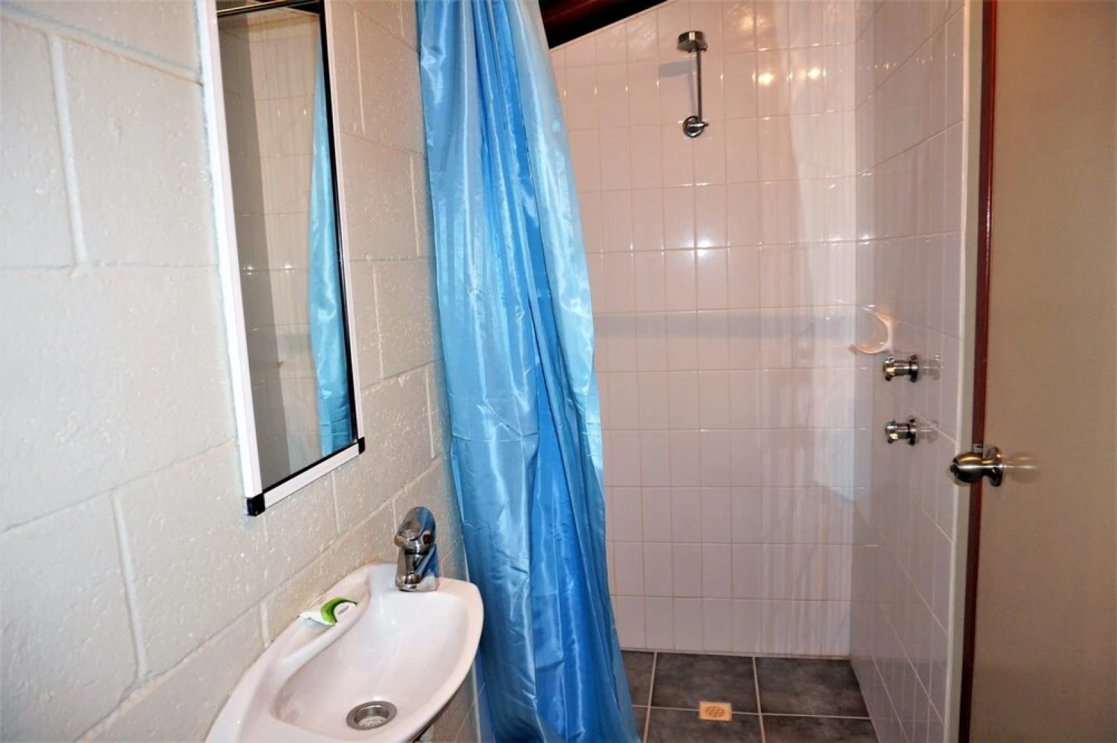 Osprey Holiday Village Unit 111