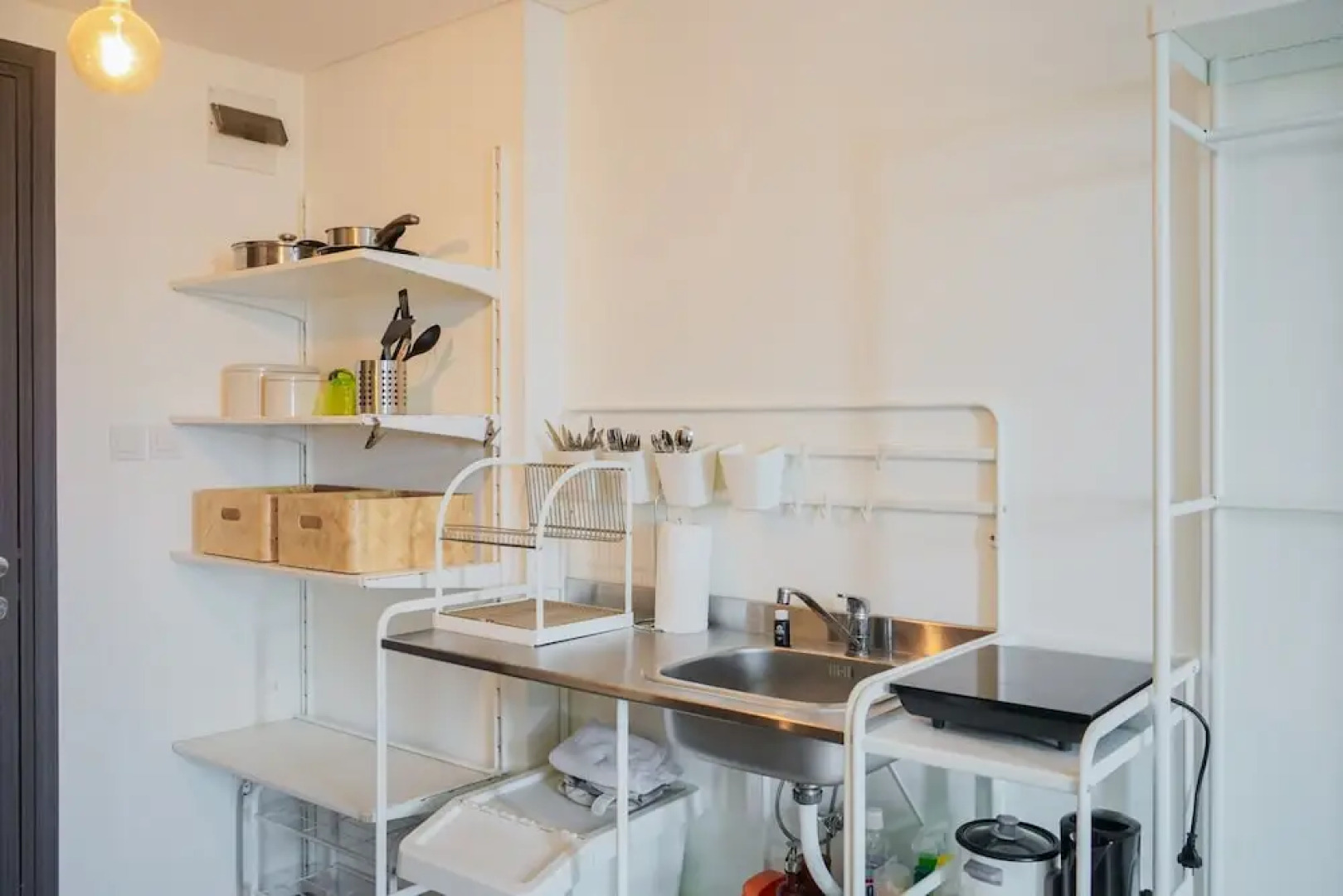 Minimalist Design Studio Apartment at Bintaro Icon