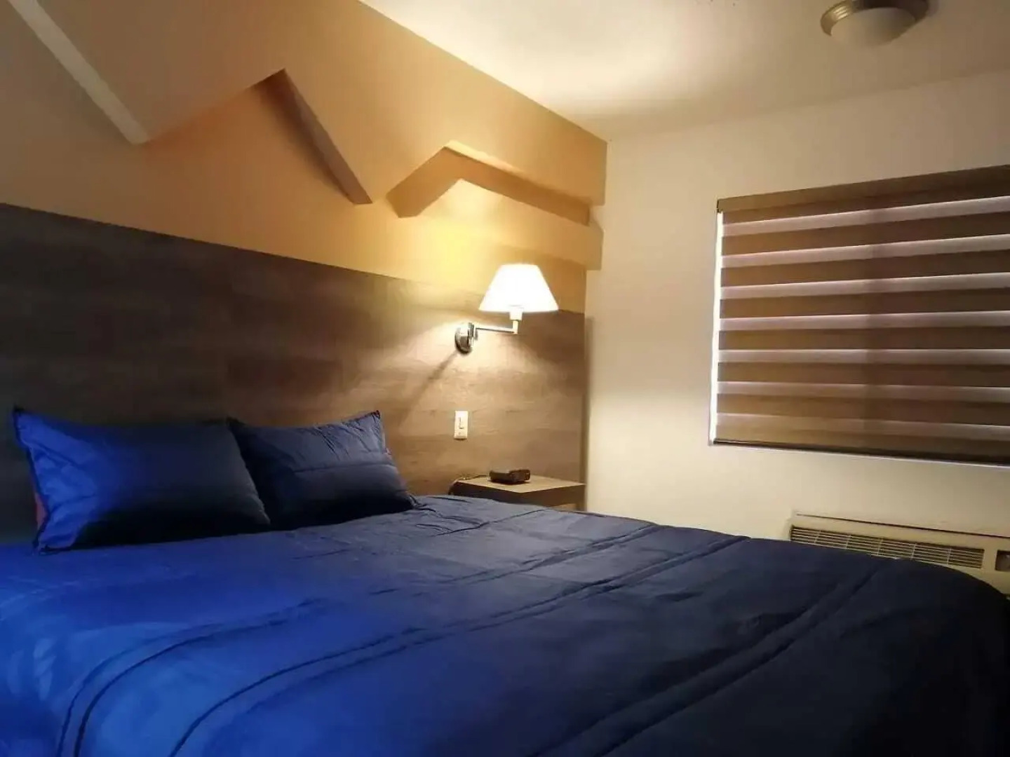 Hotel El Cason and Suites