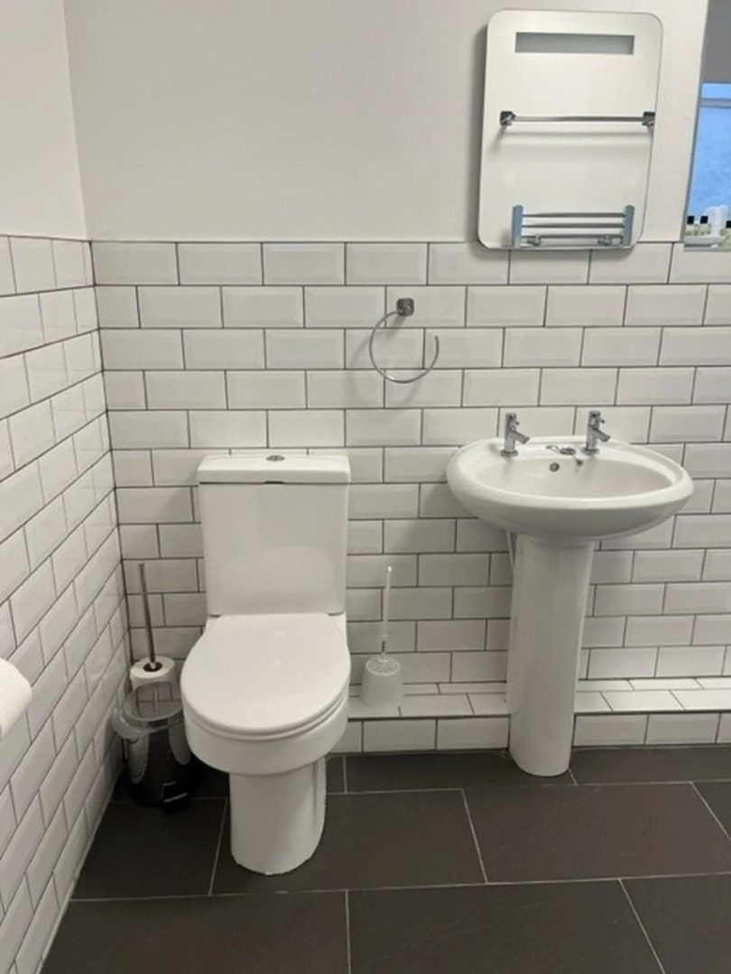 The Riverside House Hotel