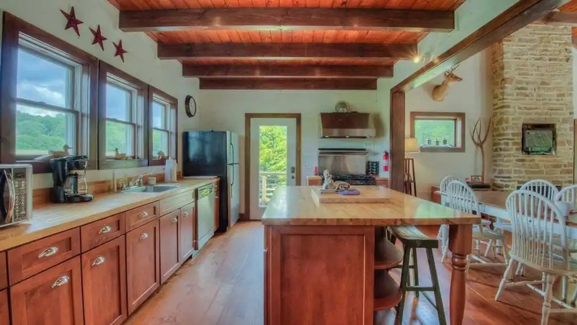 Noontootla Cottage by Escape to Blue Ridge