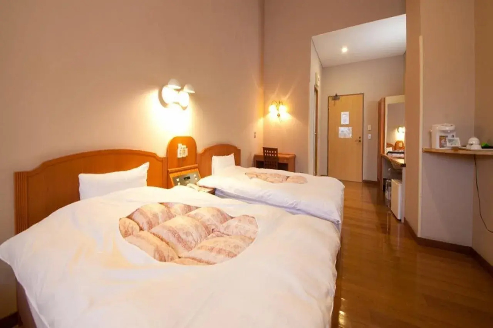 Yufuin Yawaraginosato Yadoya