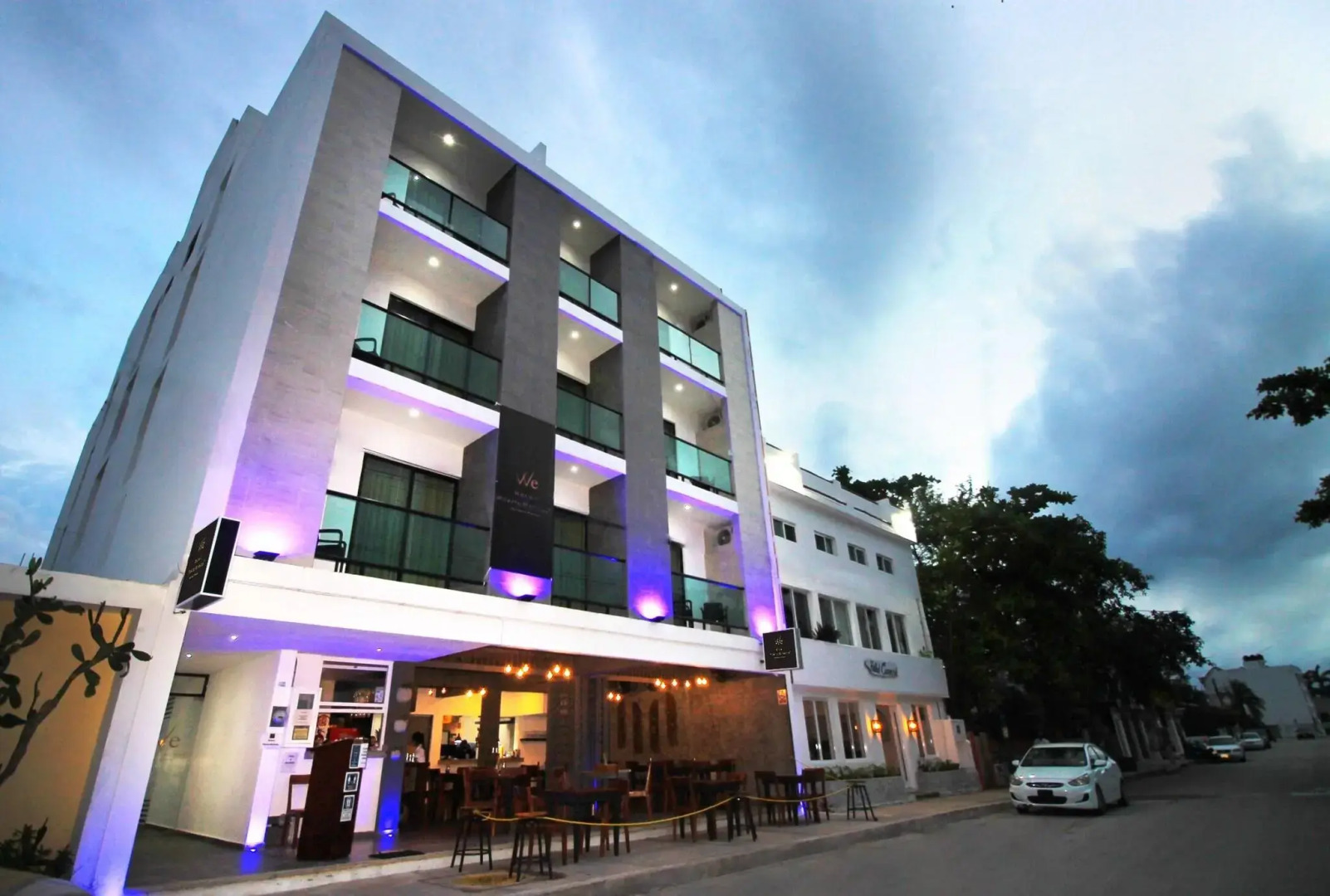 We Hotel Puerto Morelos