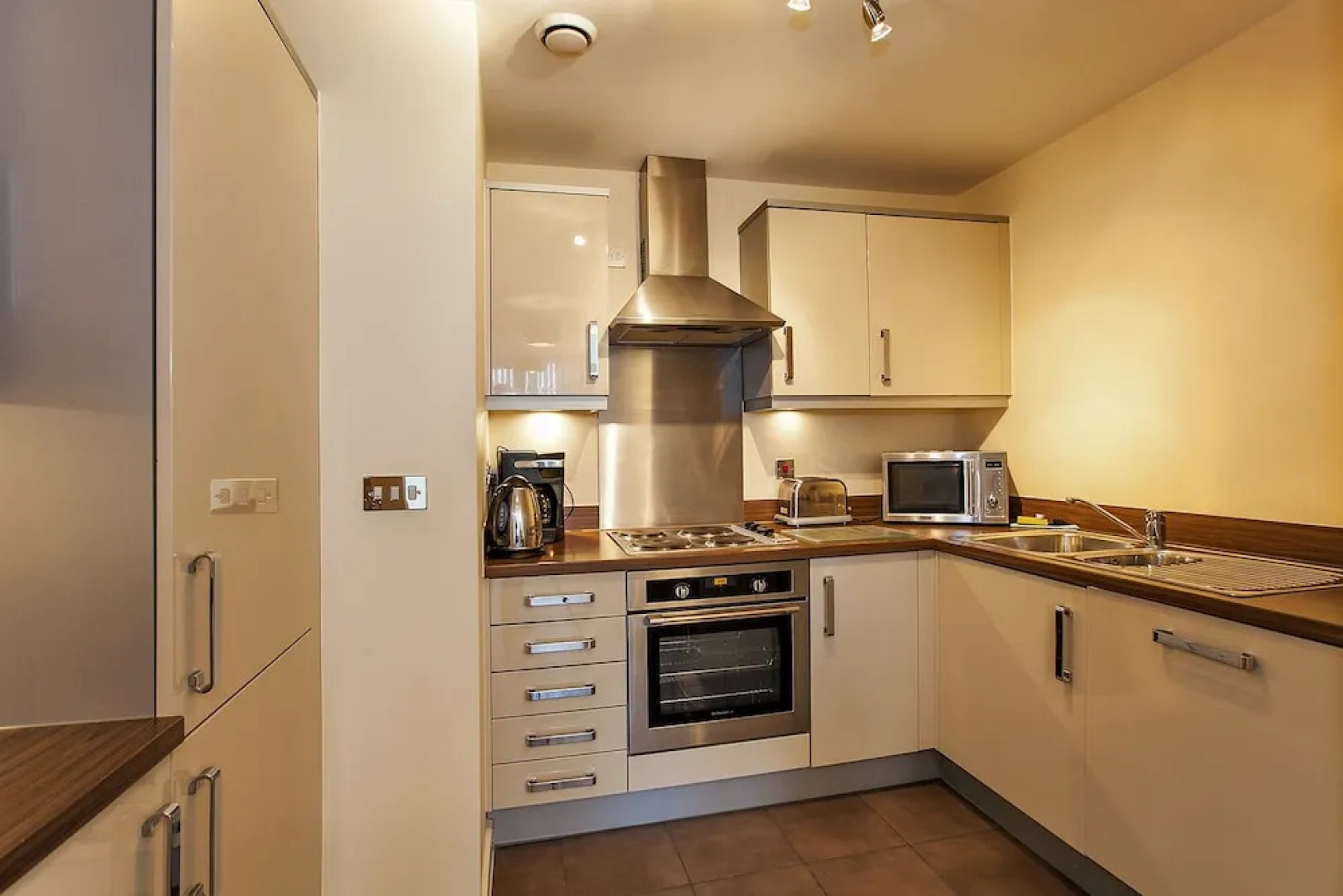 The Hub by ShortstayMK