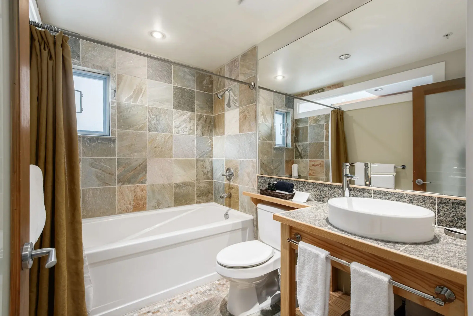 Cox Bay Beach Resort