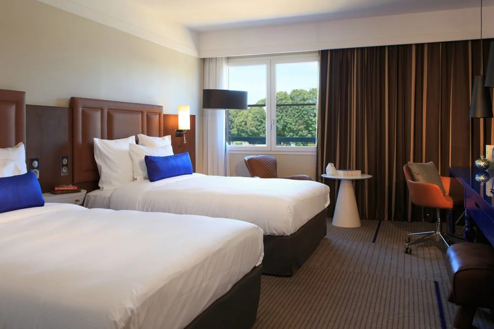 Renaissance Paris Hippodrome De St. Cloud Hotel