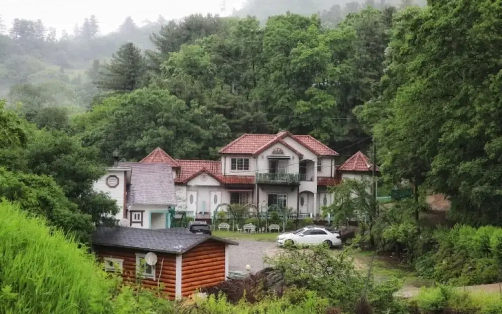 Yangpyeong 4hue House Pension