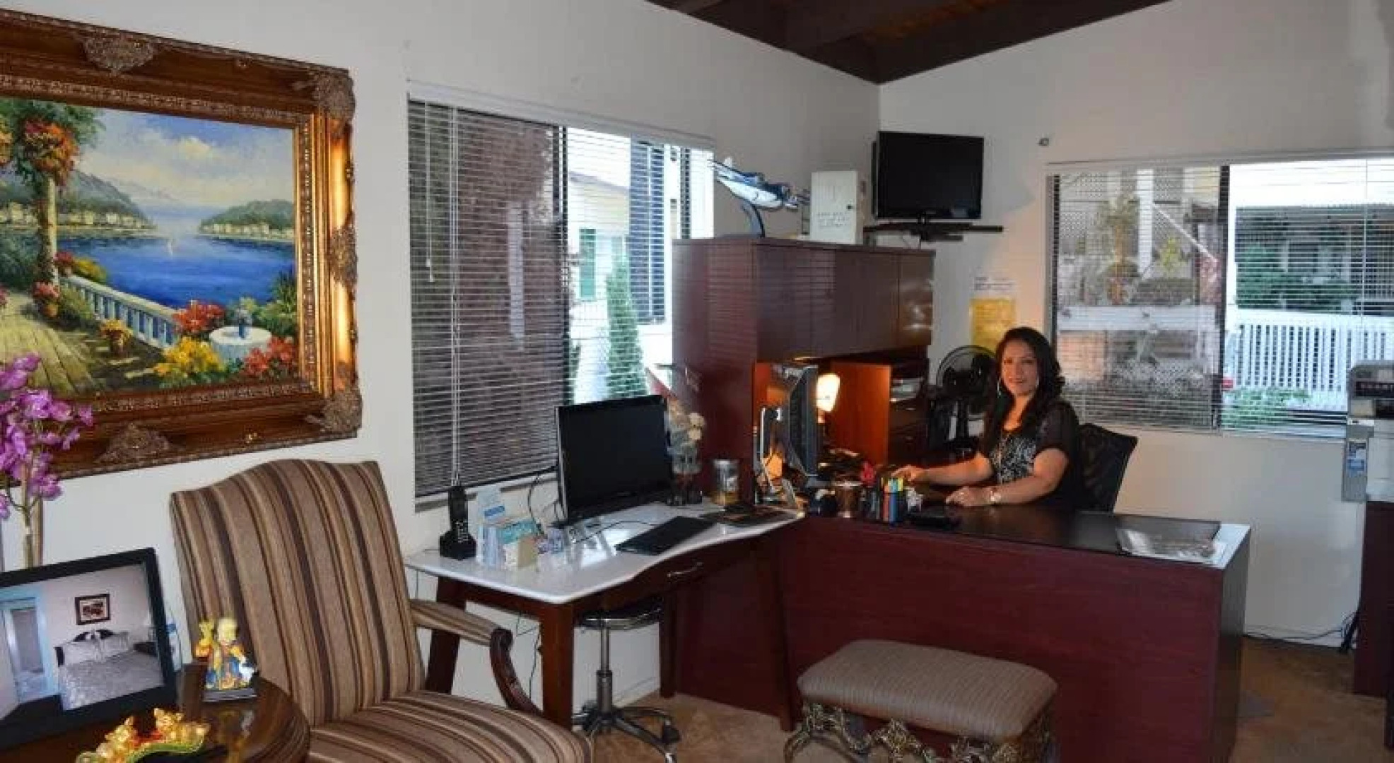 Catalina Courtyard Suites