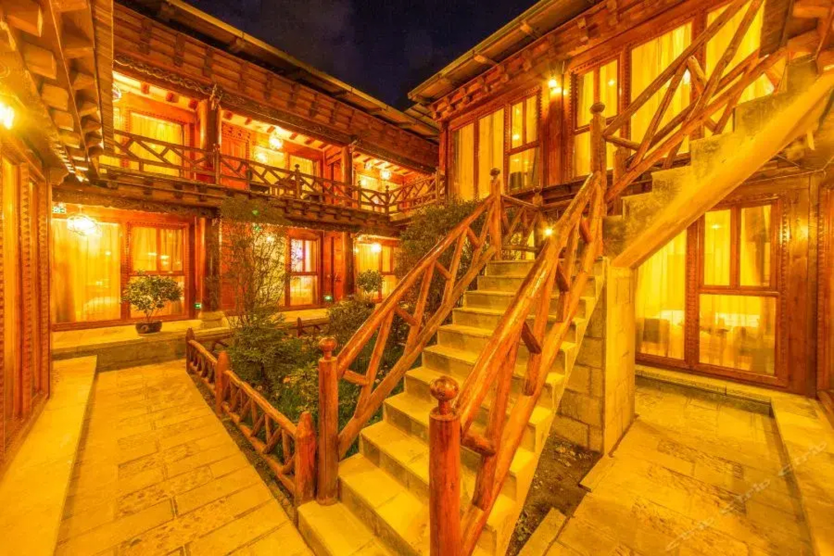 Shangri-La Xiangjiange Homestay