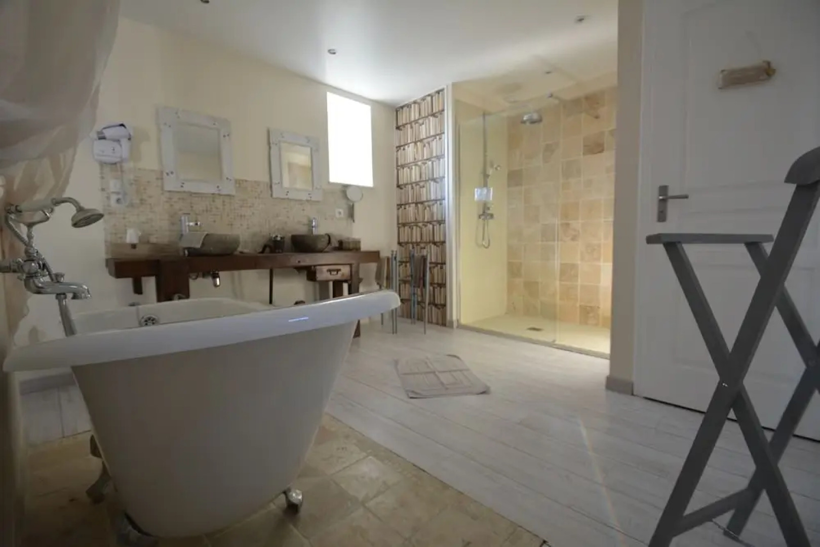 Aux 4 cornes - Chambres d'hôtes