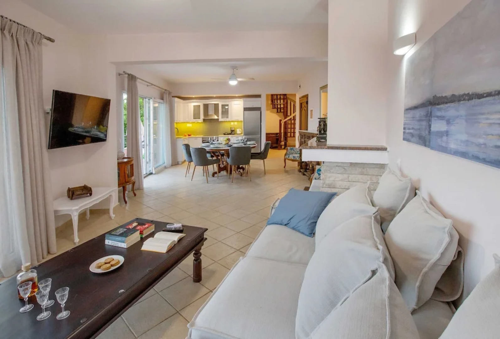 Spacious House with great view in Corfu