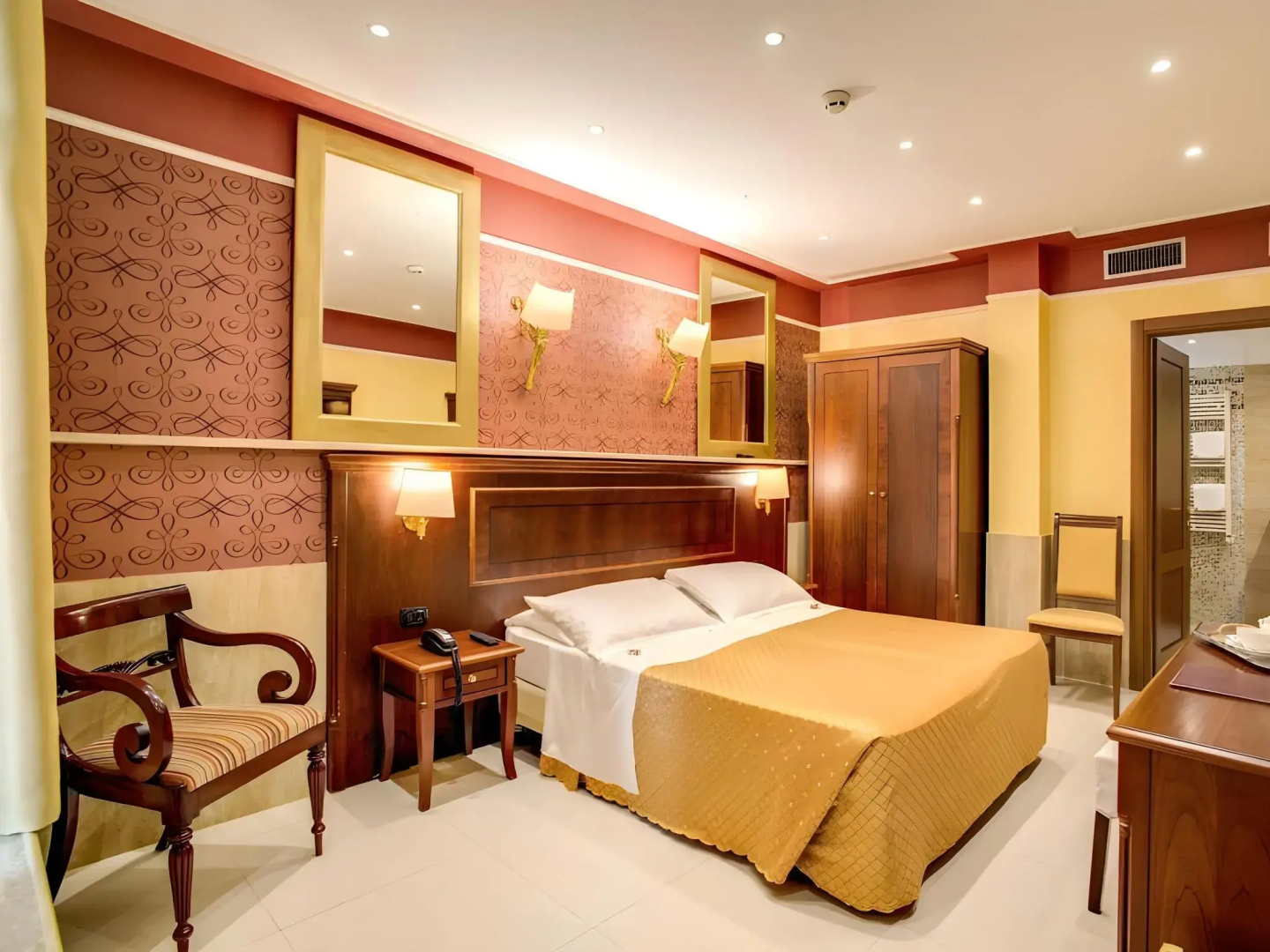 Aurelius Art Gallery Hotel
