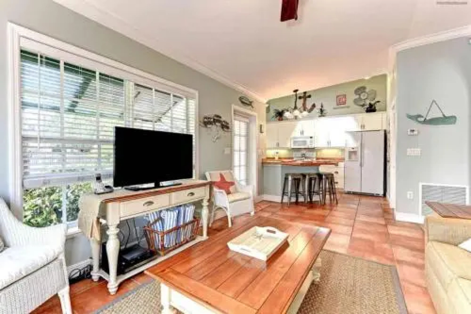 Palm Isle 3201 by RedAwning