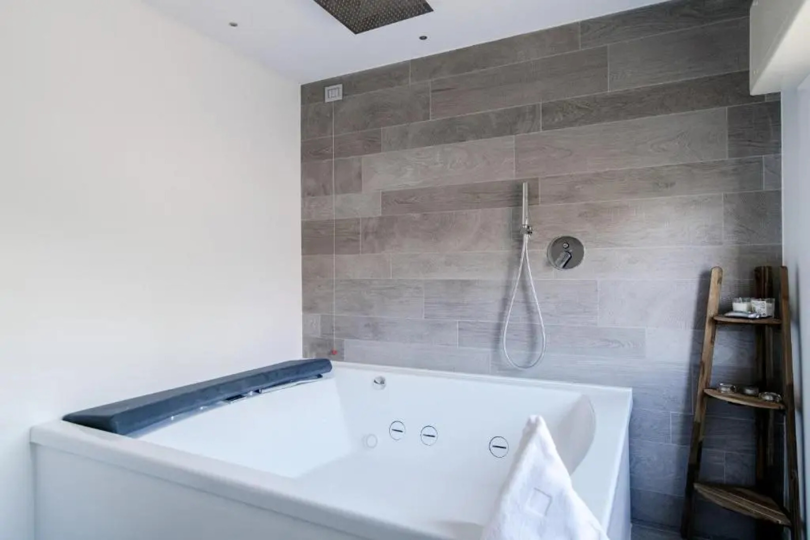 Villa Sole Lake Como Pool - By House Of Travelers