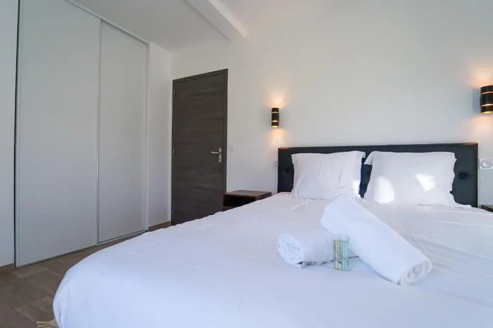 Appartement pour 4 personnes avec tennis de copropriété