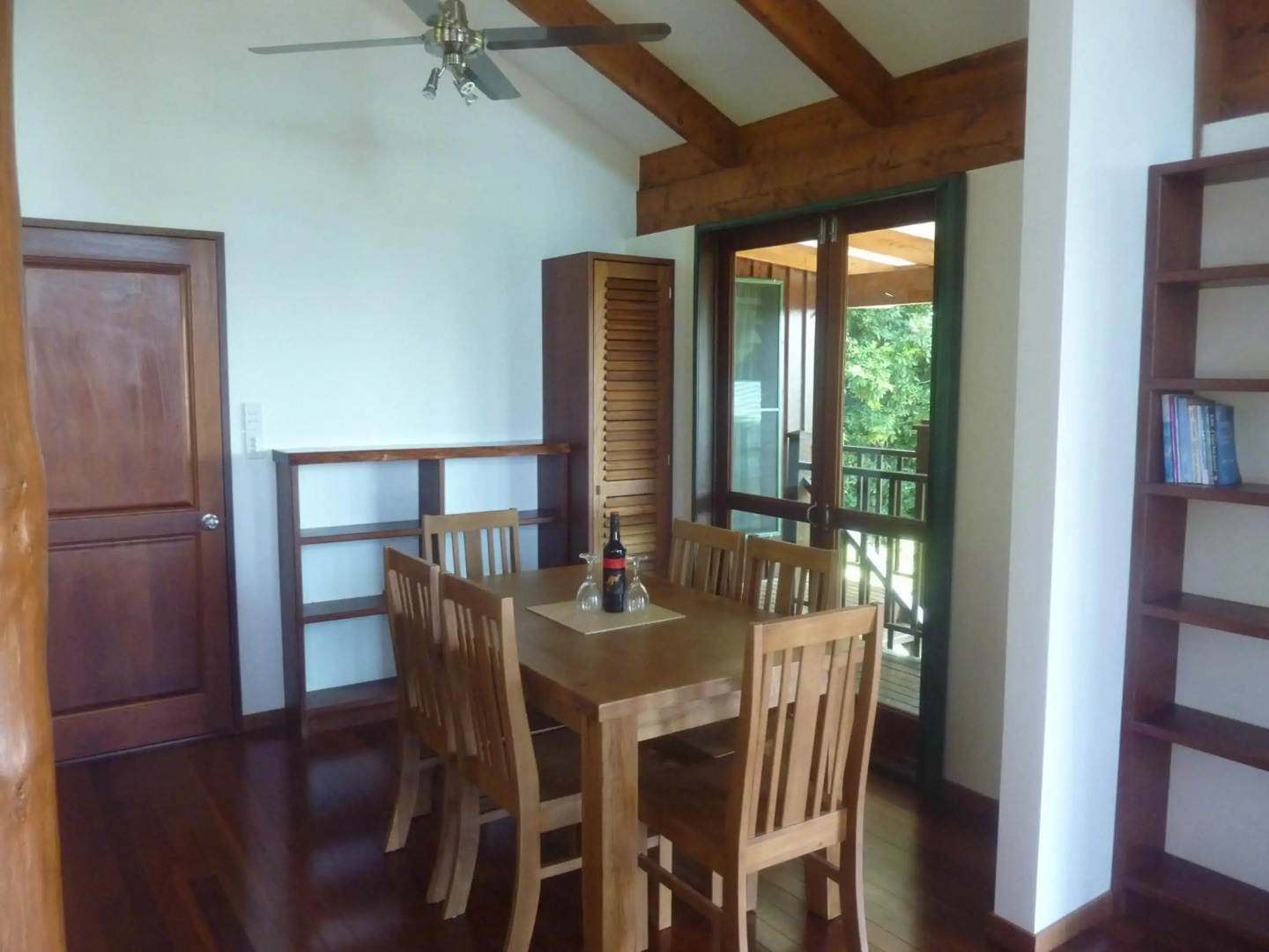 Daintree Holiday Homes - Yurara